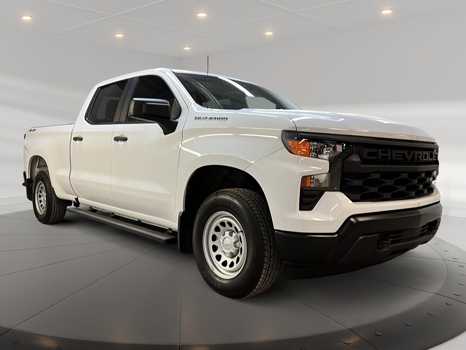 Chevrolet Silverado 1500 WT GR VALEUR CREW CAB 4X4 2023 - image #3