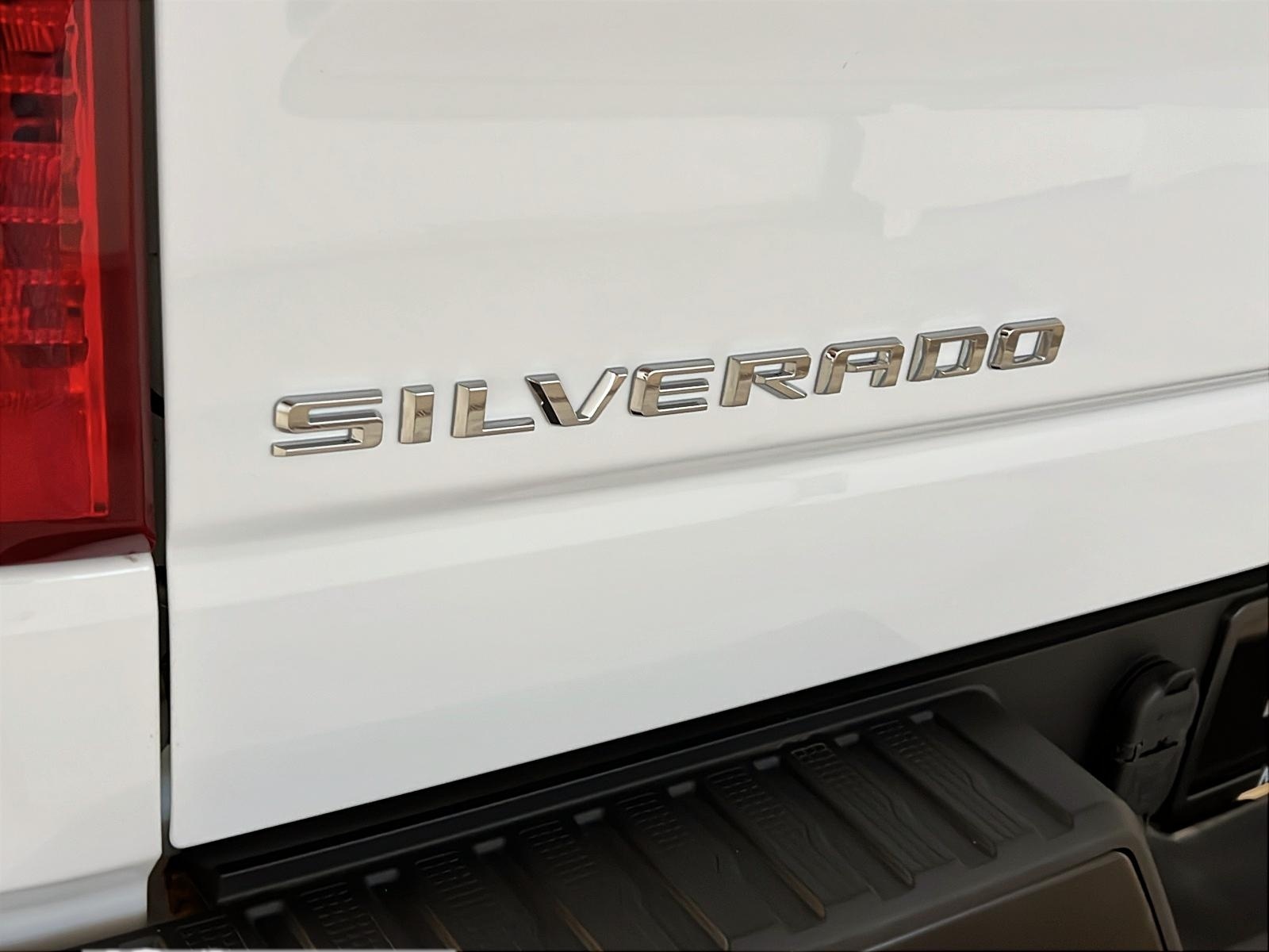 Chevrolet Silverado 1500 WT GR VALEUR CREW CAB 4X4 2023 - image #23