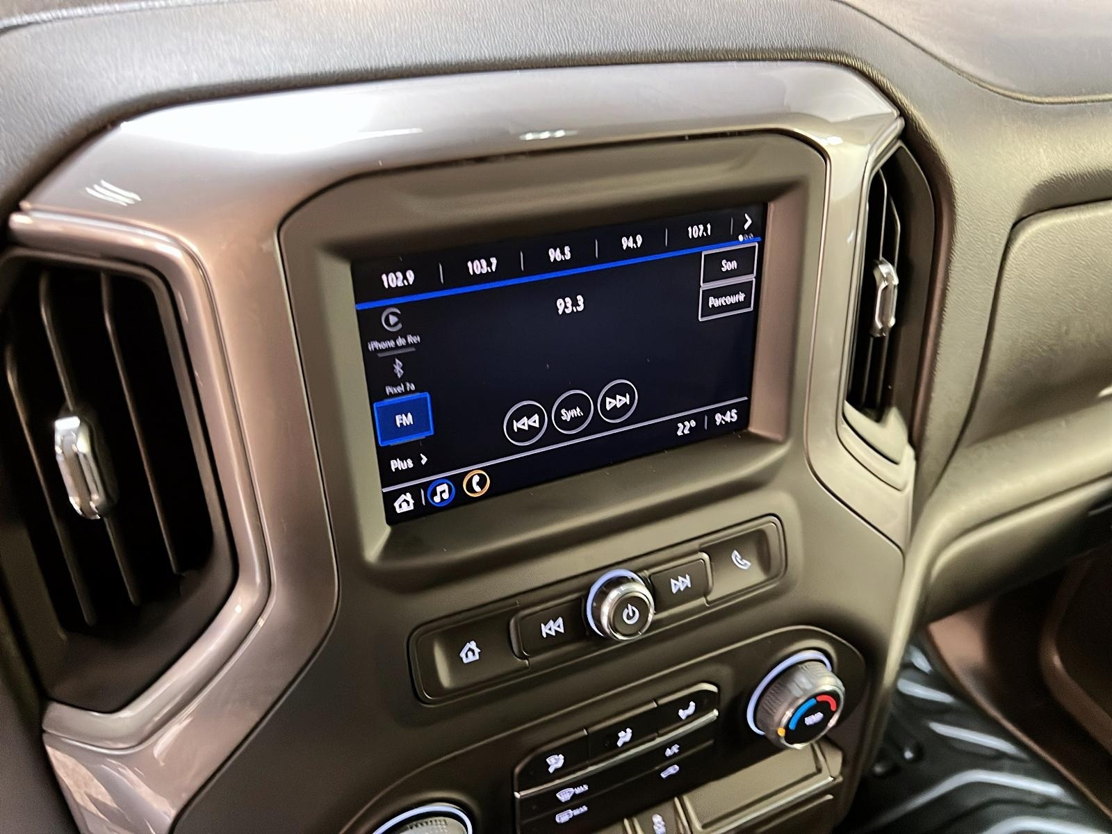 Chevrolet Silverado 1500 WT GR VALEUR CREW CAB 4X4 2023 - image #14