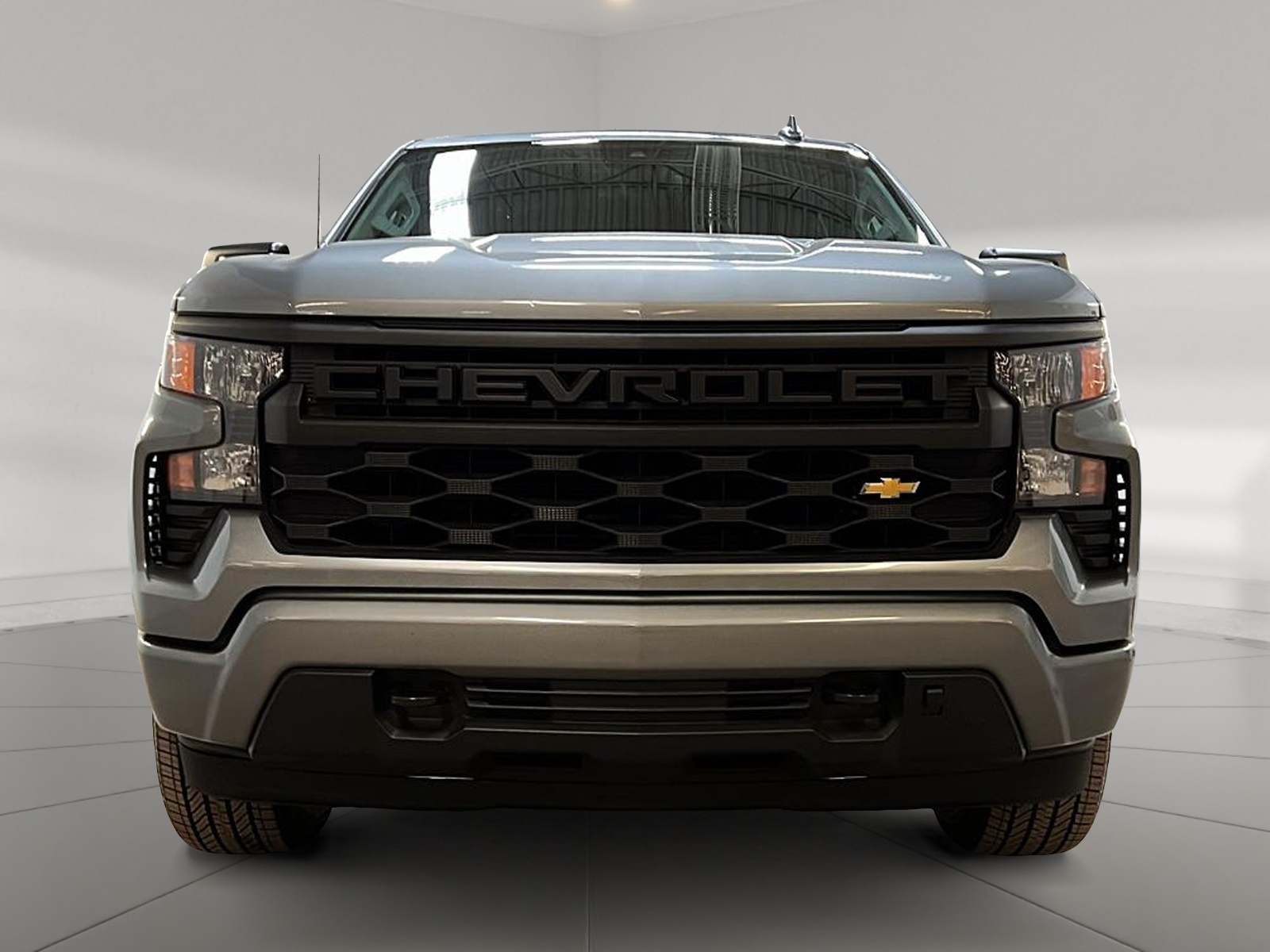Chevrolet Silverado 1500 CUSTOM CREW CAB 4X4 2023 - image #2