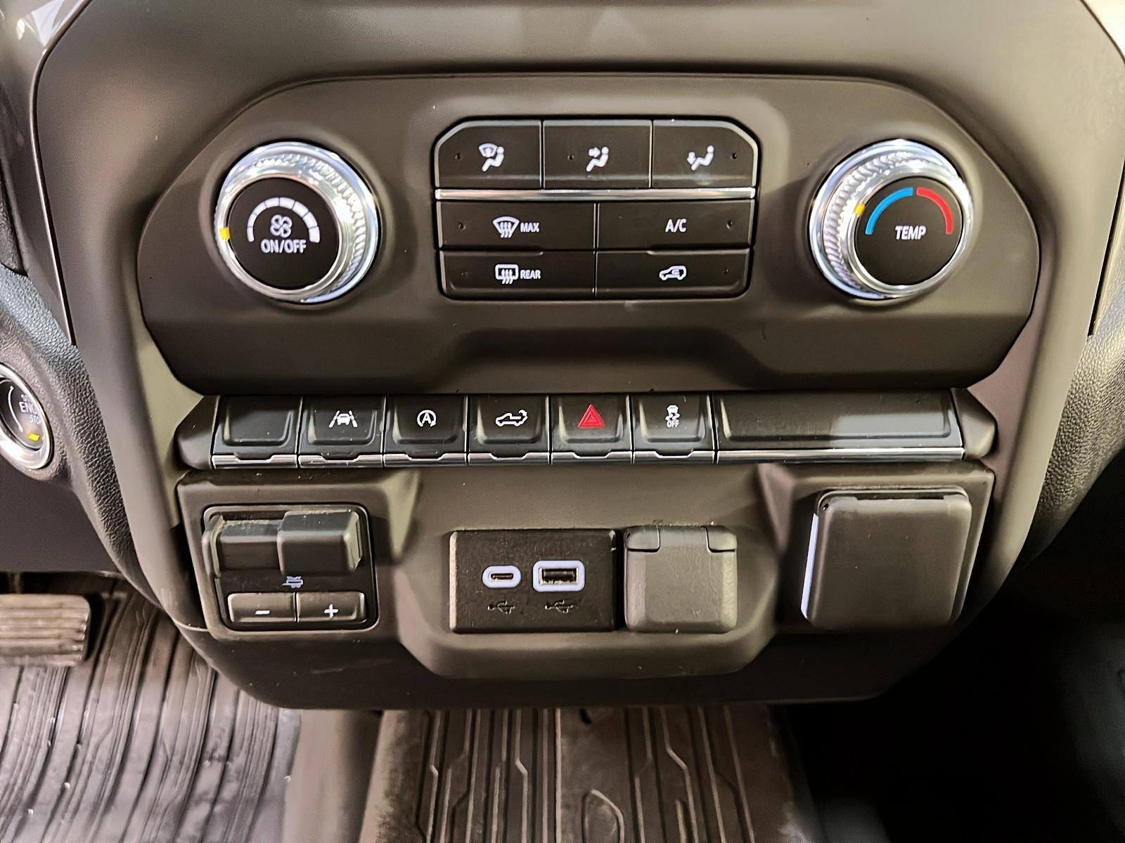 GMC Sierra 1500 PRO EDITION GRAPHITE CREW CAB 4X4 2023 - image #13