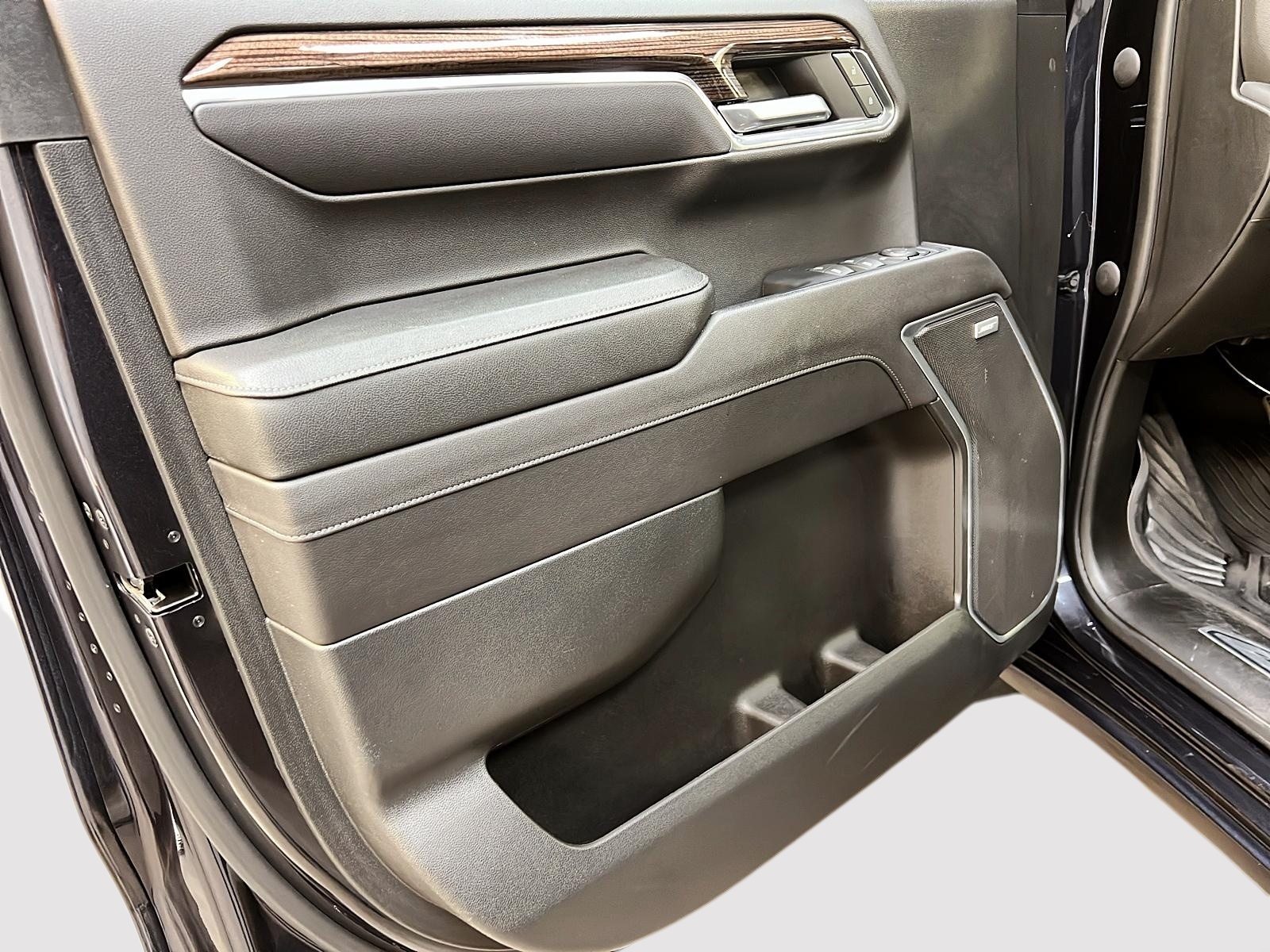 Chevrolet Silverado 1500 2023 - Image #24