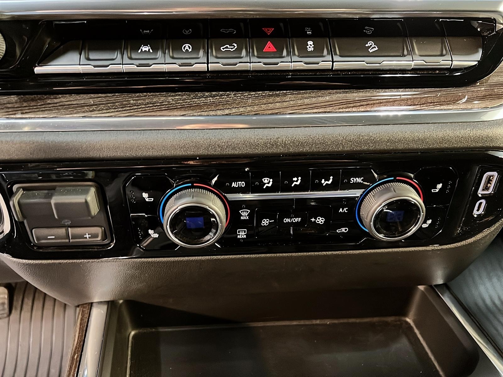 Chevrolet Silverado 1500 RST Z71 CREW CAB CUIR NAV 4X4 2023 - image #14