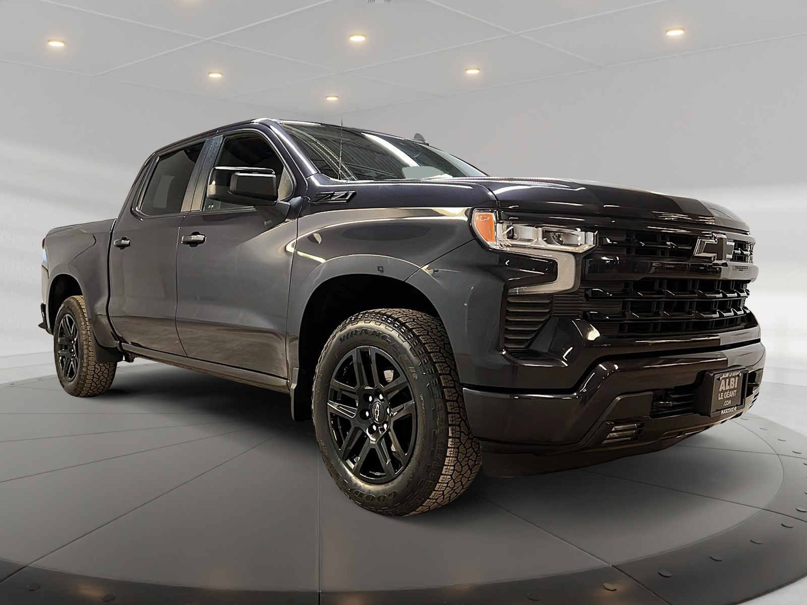 Chevrolet Silverado 1500 RST Z71 CREW CAB CUIR NAV 4X4 2023 - image #3