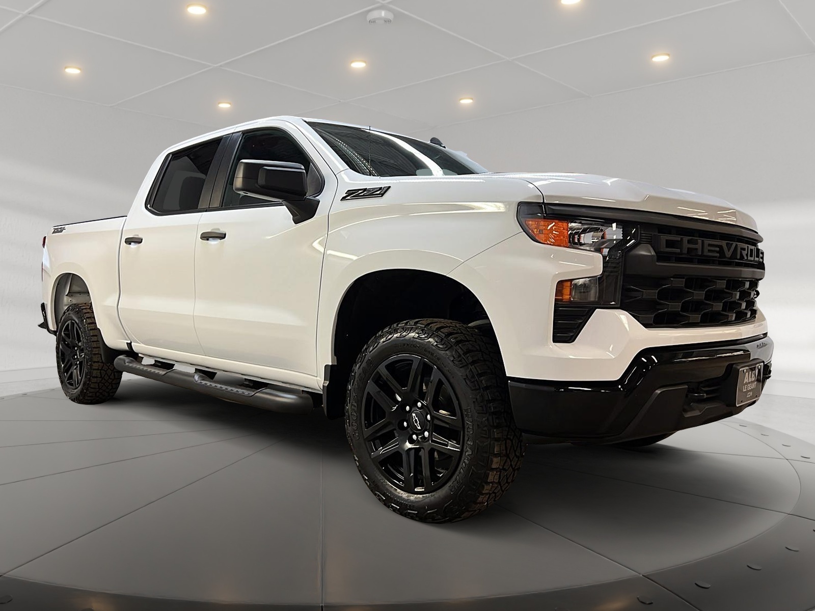 Chevrolet Silverado 1500 CUSTOM TRAIL BOSS Z71 CREW CAB 4X4 2025 - image #3