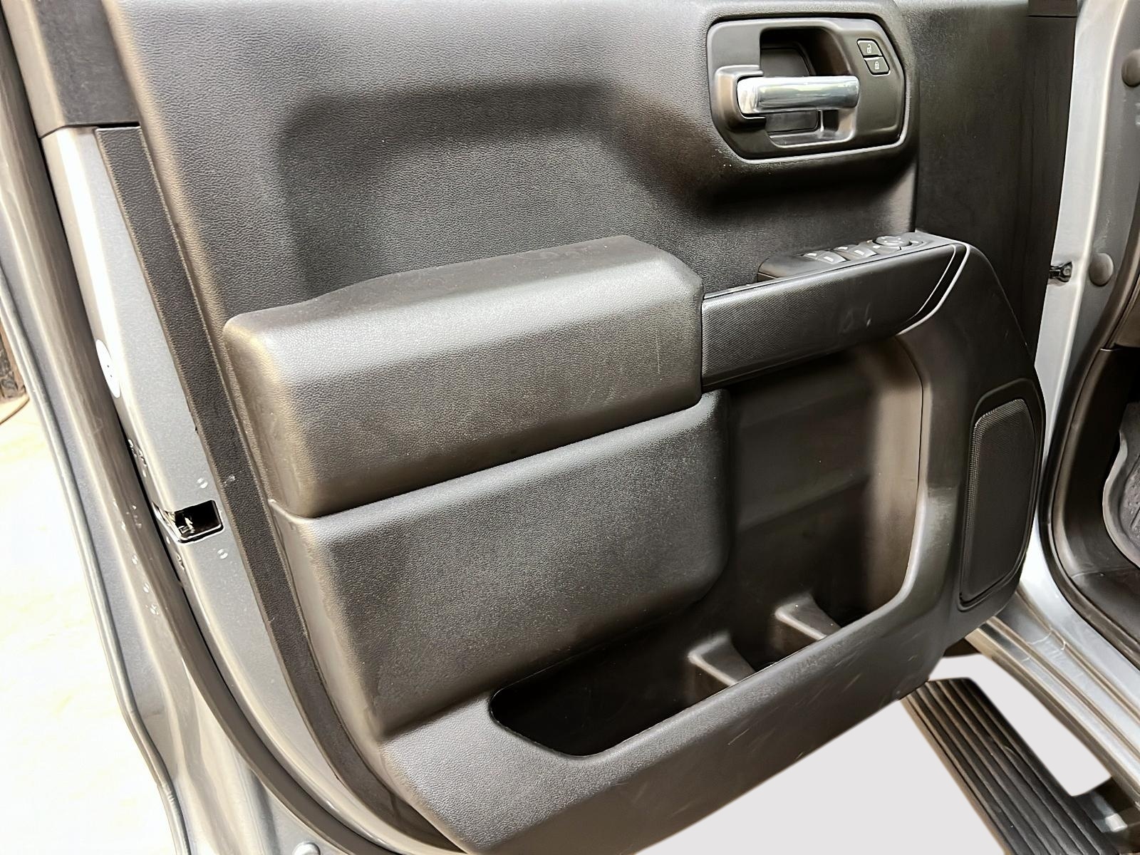 Chevrolet Silverado 1500 2023 - Image #21