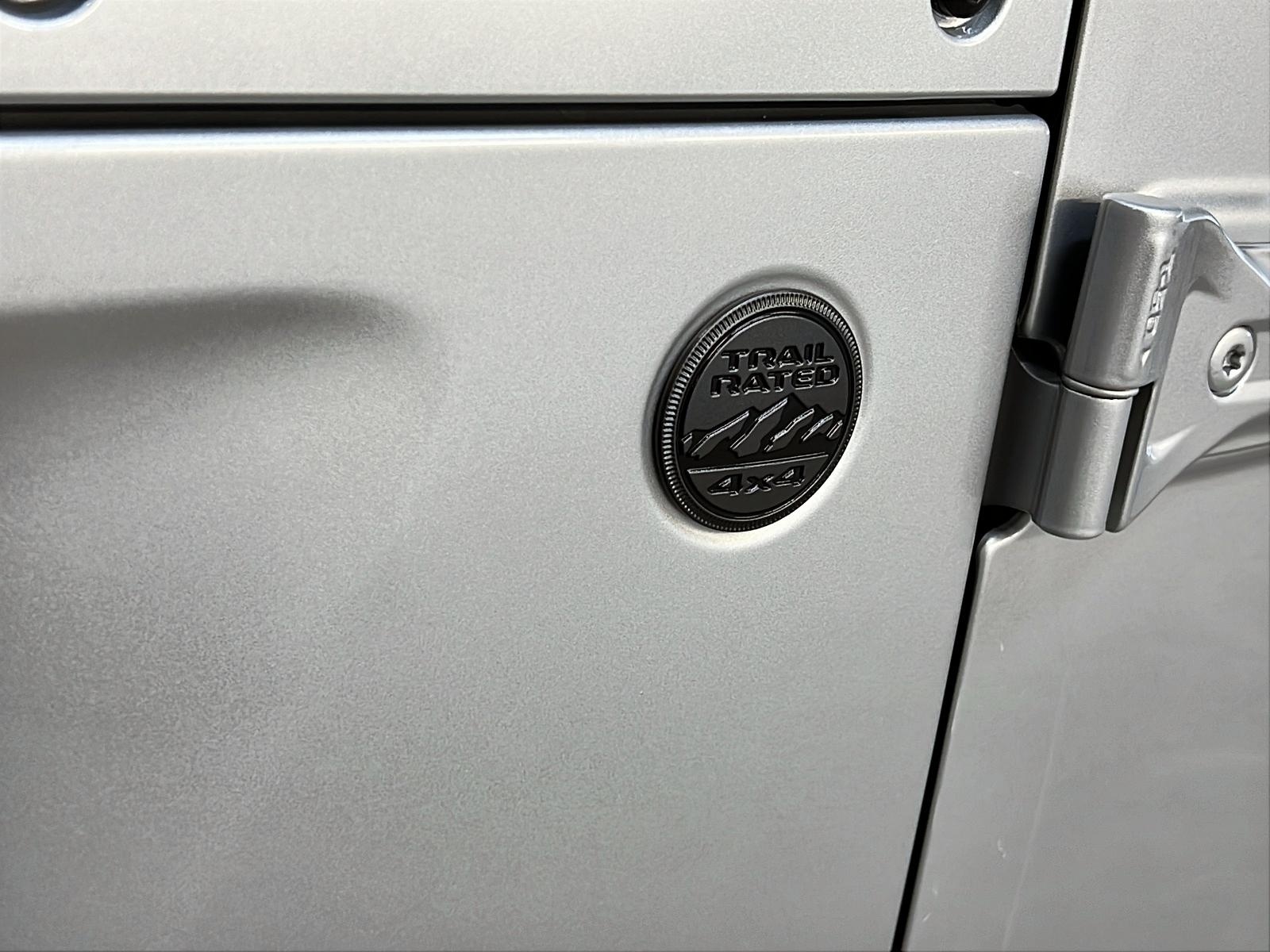 Jeep Wrangler 2023 - Image #25