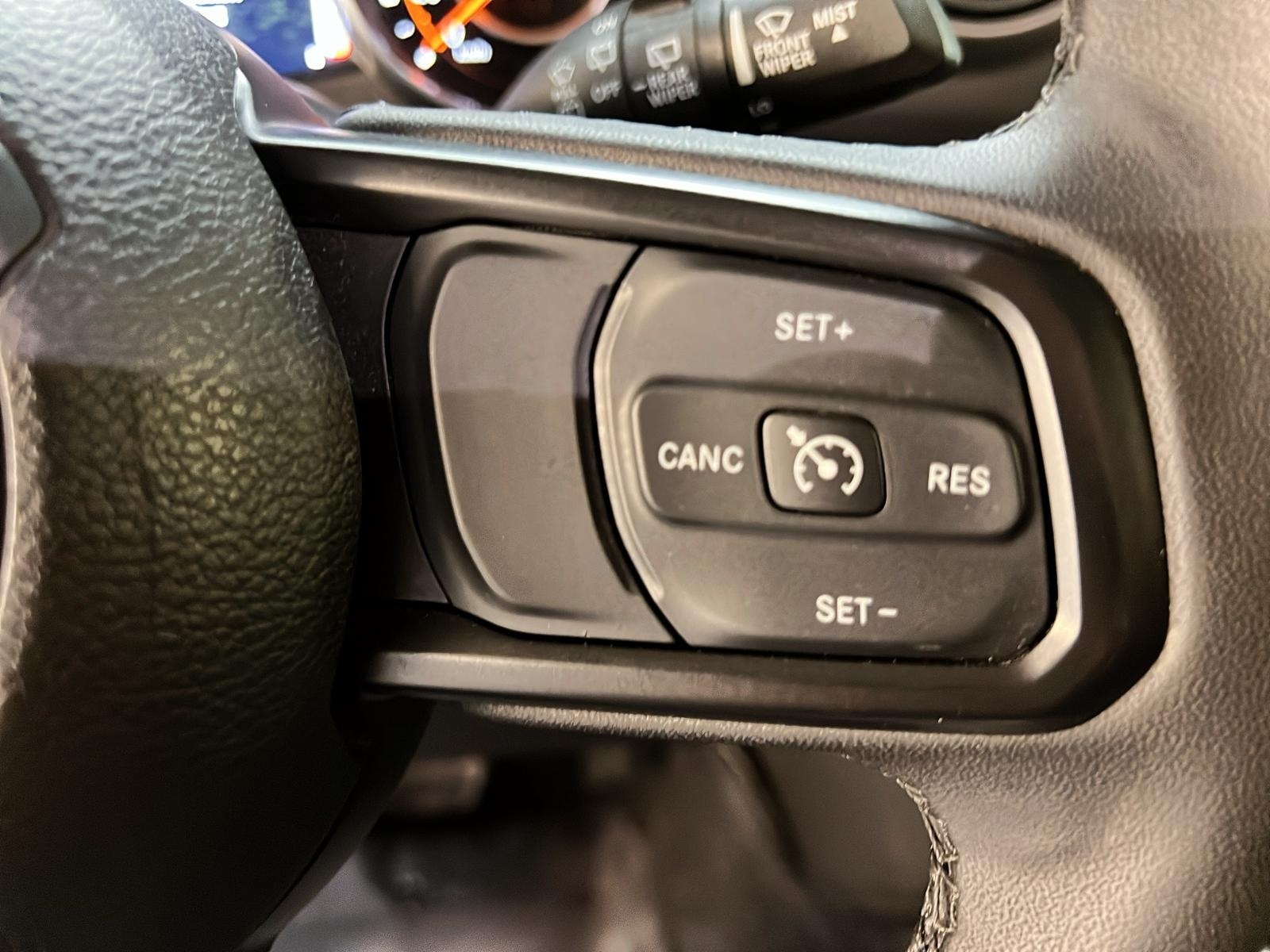 Jeep Wrangler 2023 - Image #19