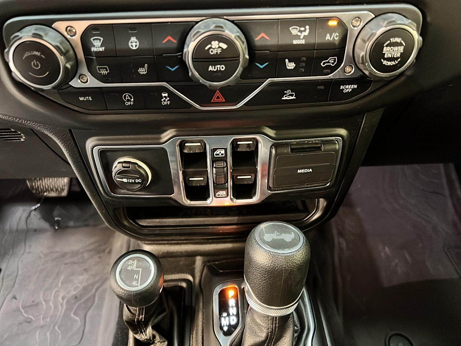 Jeep Wrangler 2023 - Image #14