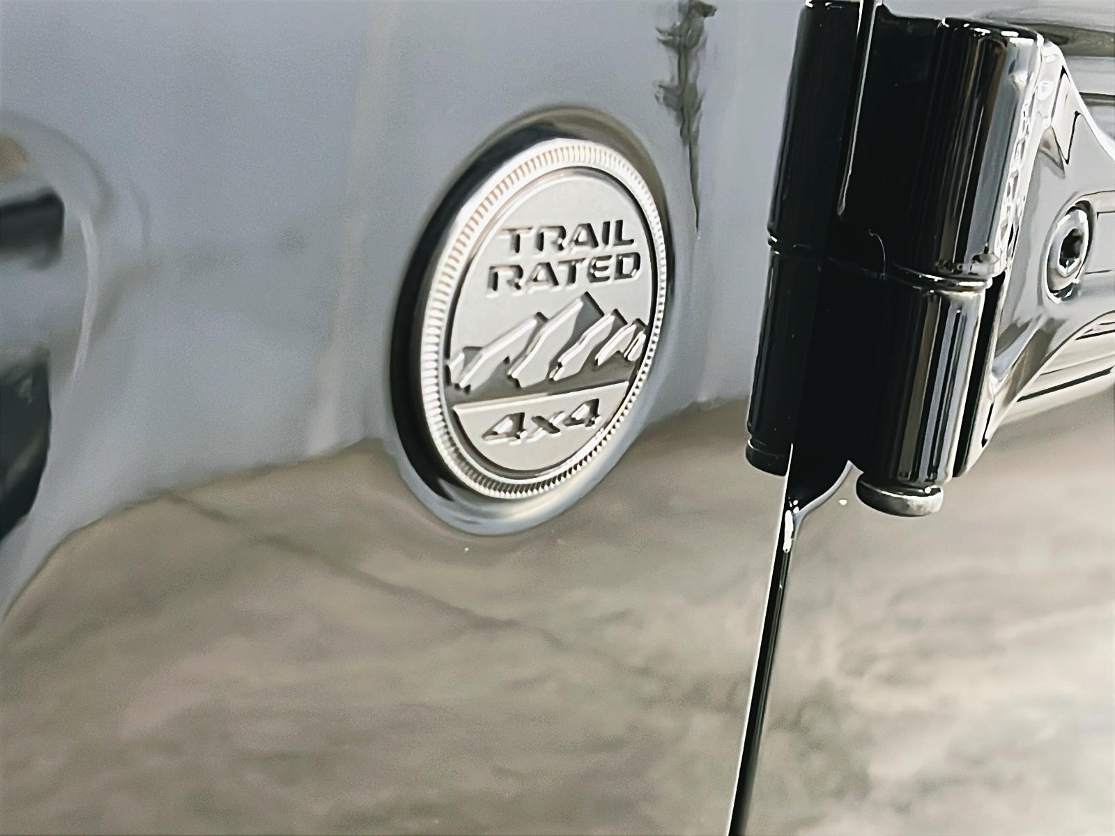 Jeep Wrangler 2023 - Image #25