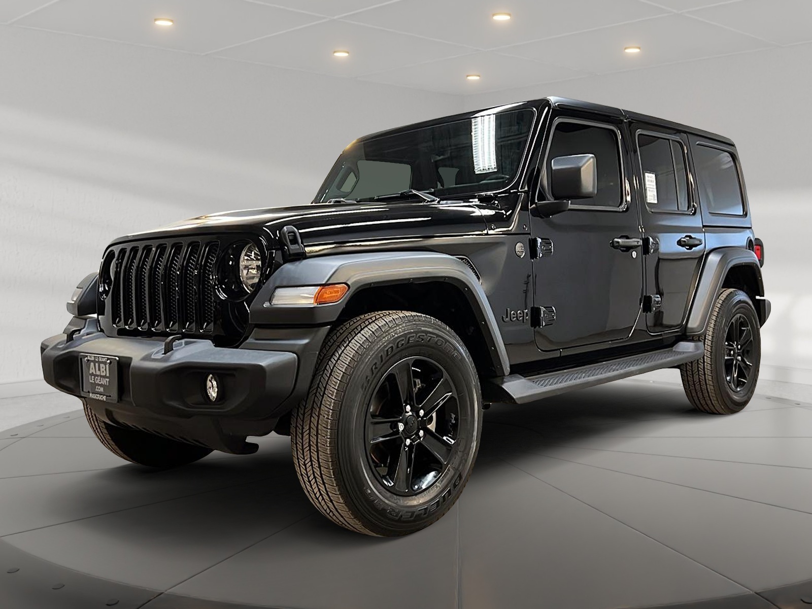 Jeep Wrangler 2023 - Image #1
