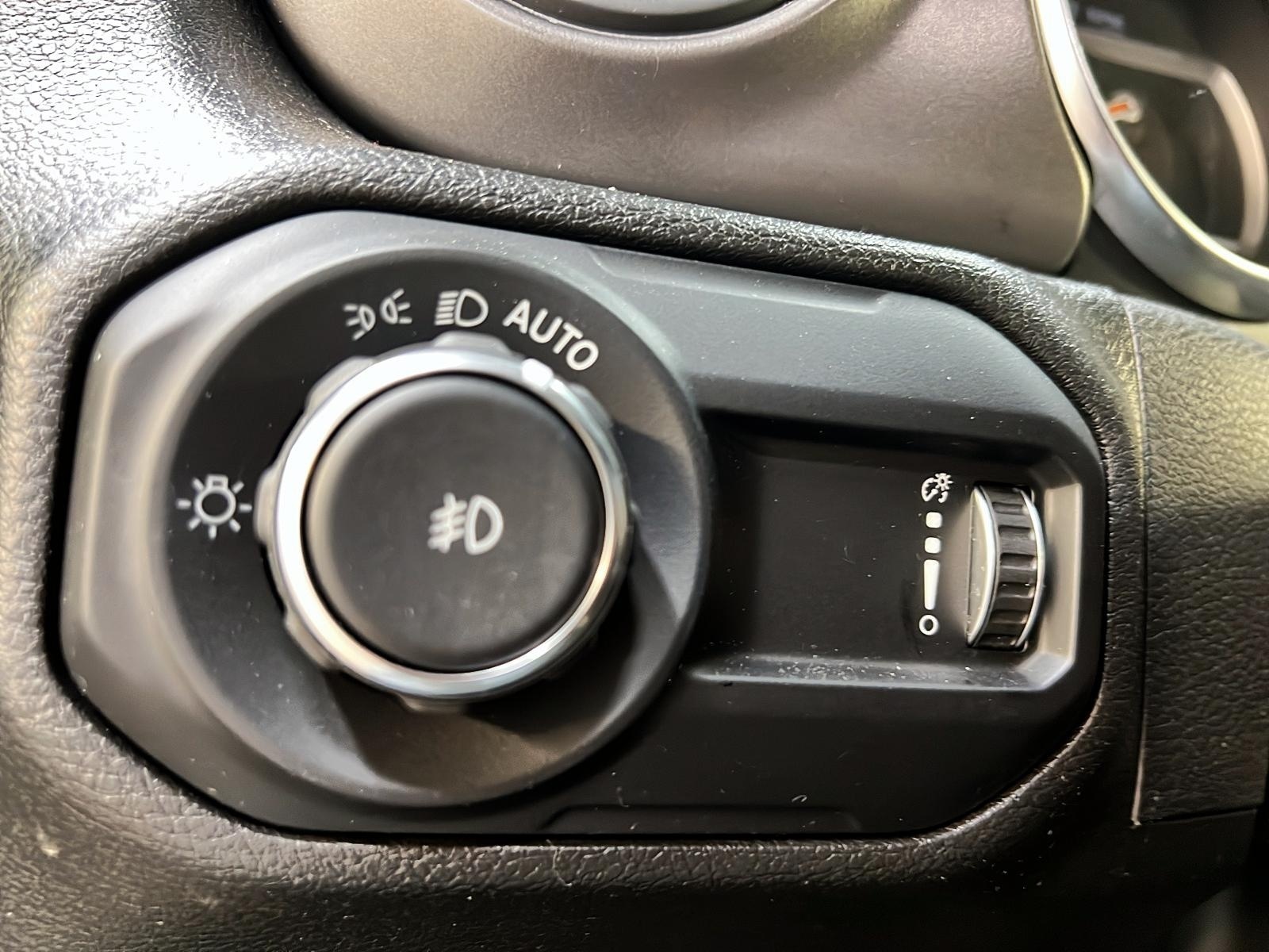 Jeep Wrangler 2023 - Image #22