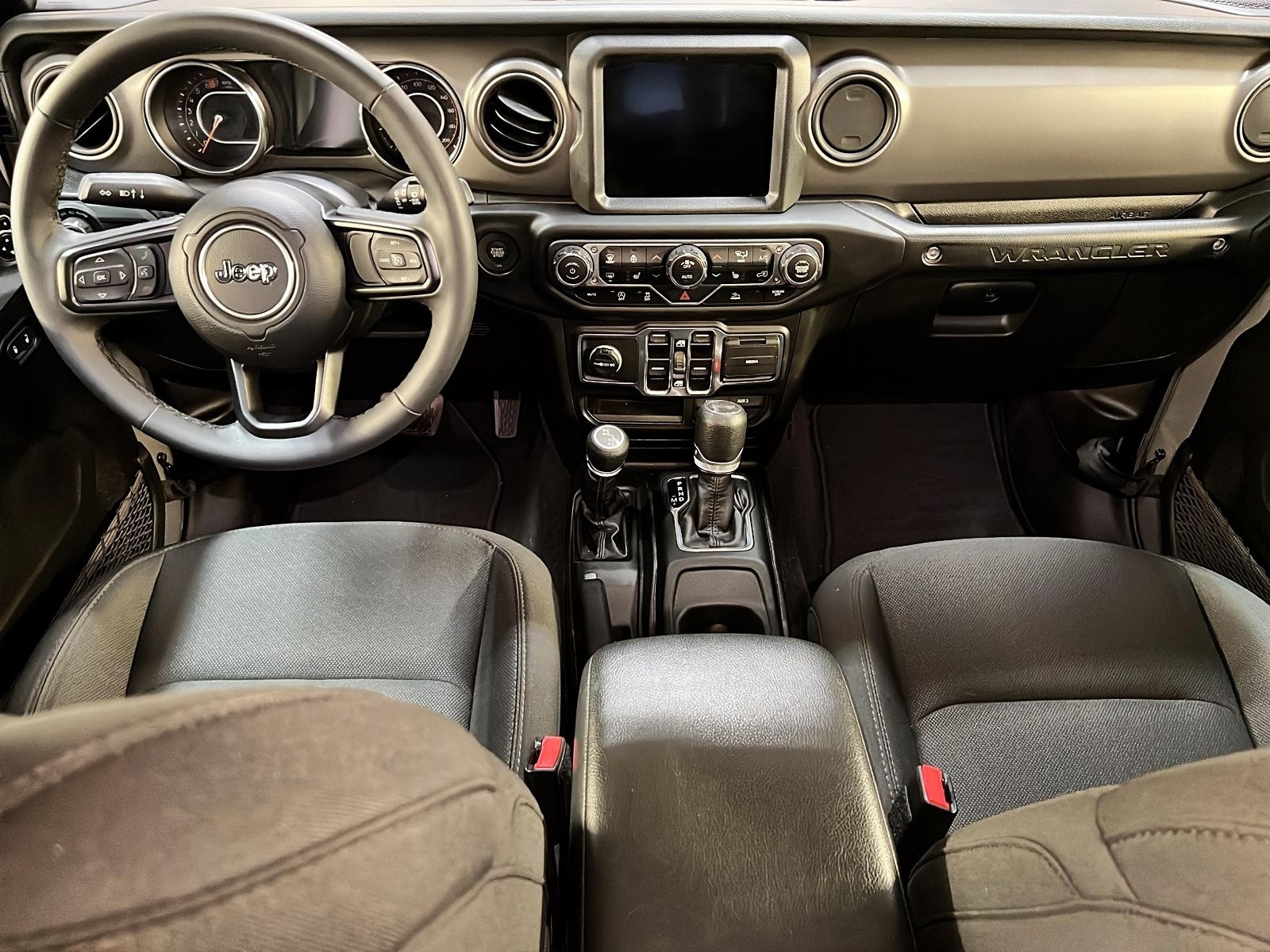 Jeep Wrangler 2023 - Image #10