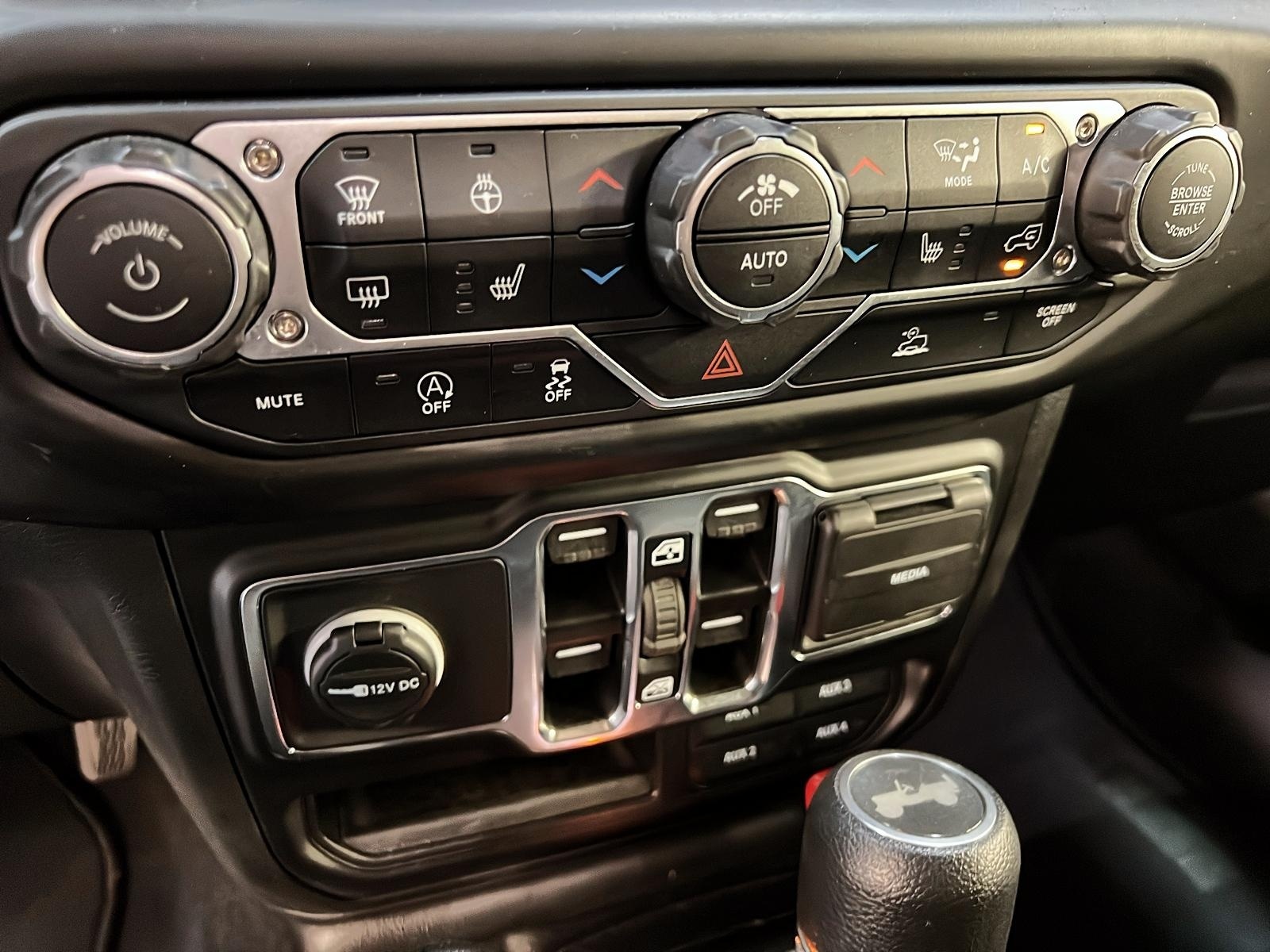 Jeep Wrangler 2023 - Image #15