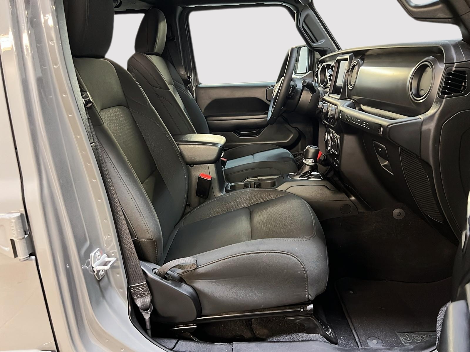 Jeep Wrangler 2023 - Image #8