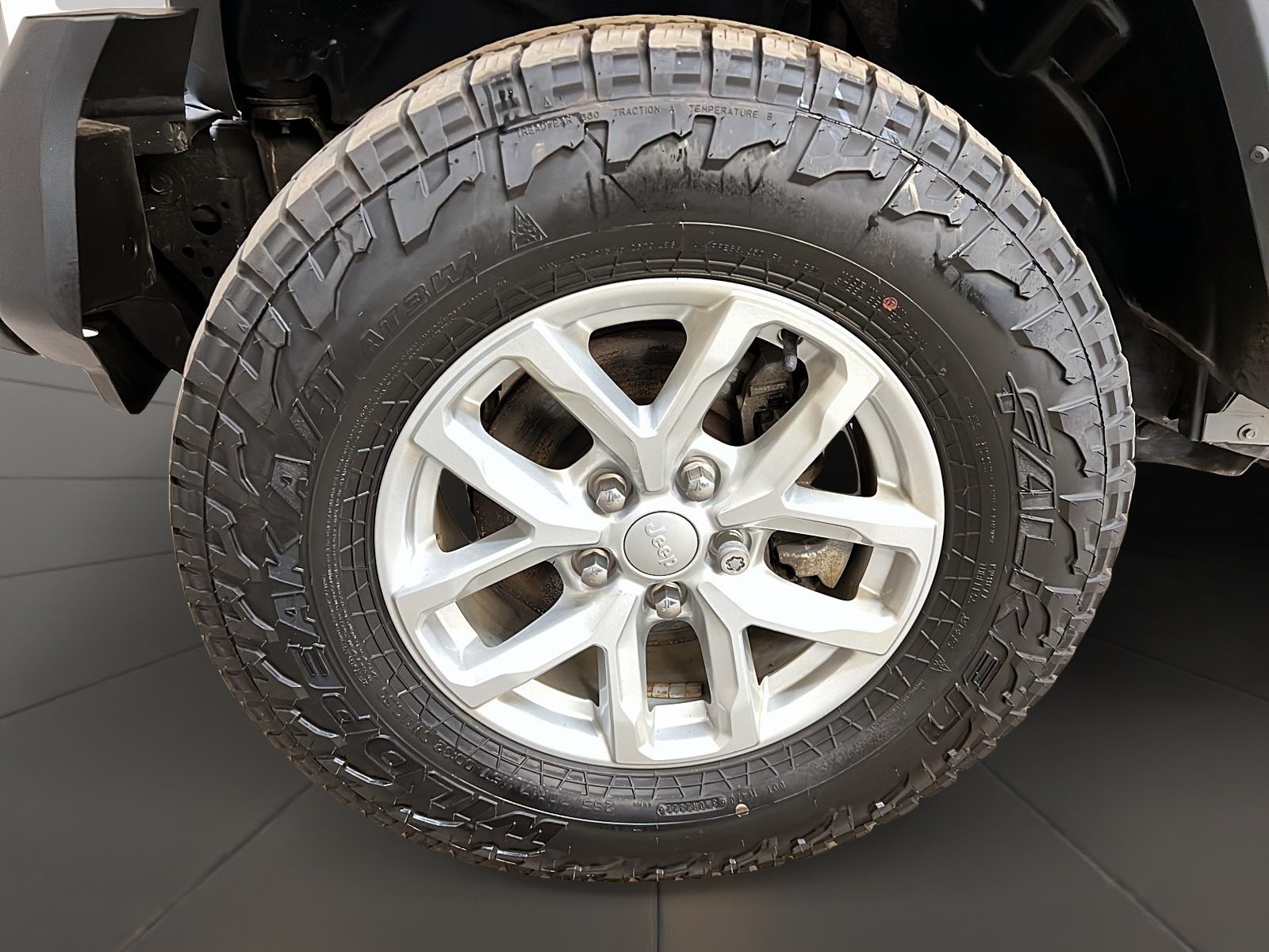 Jeep Wrangler 2023 - Image #28