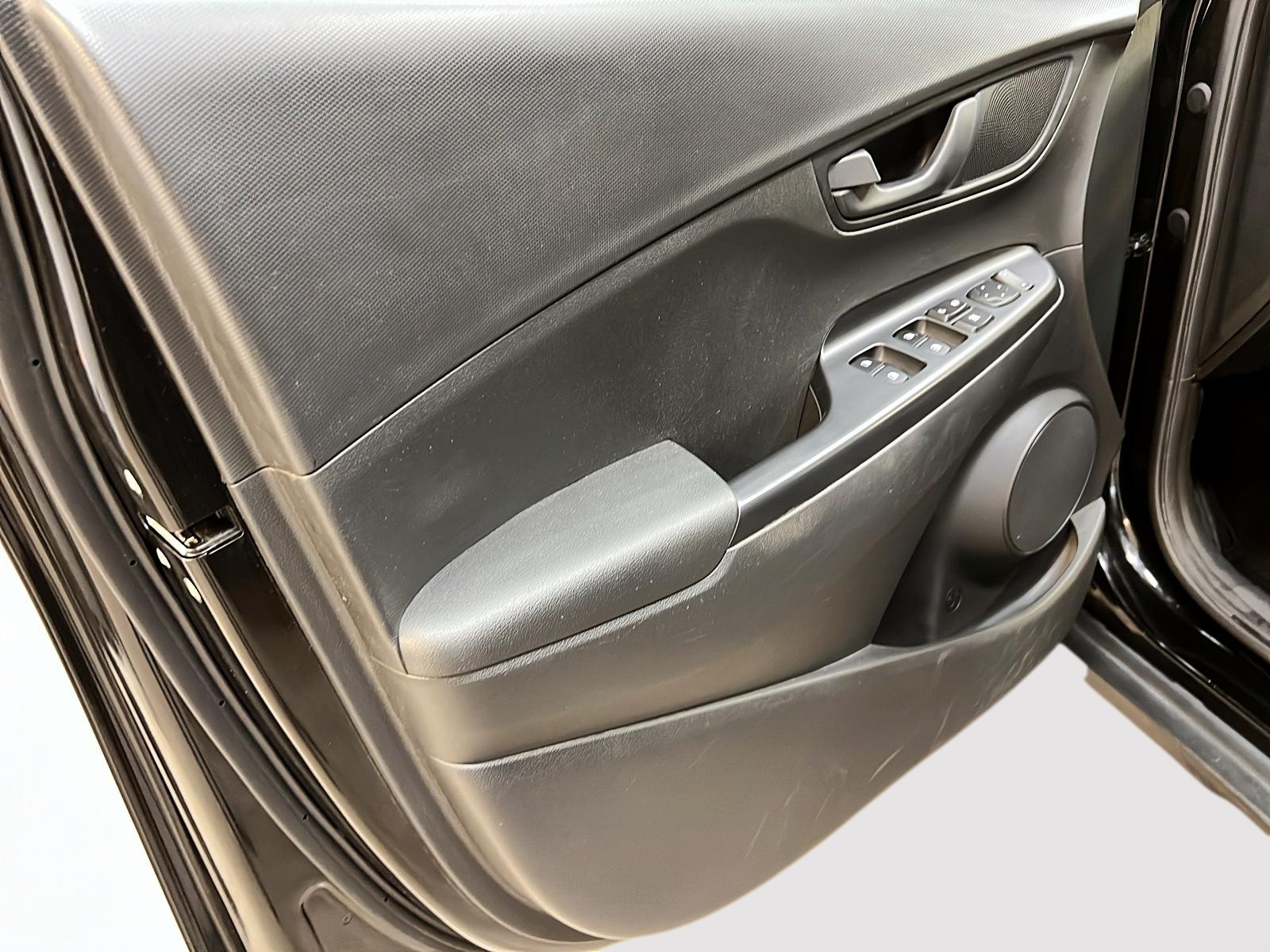 Hyundai Kona 2018 - Image #21