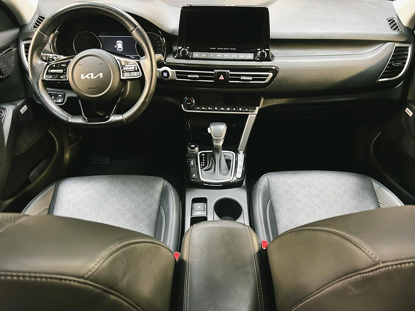 Kia SELTOS SX TURBO CUIR TOIT NAV  4RM 2022 - image #11