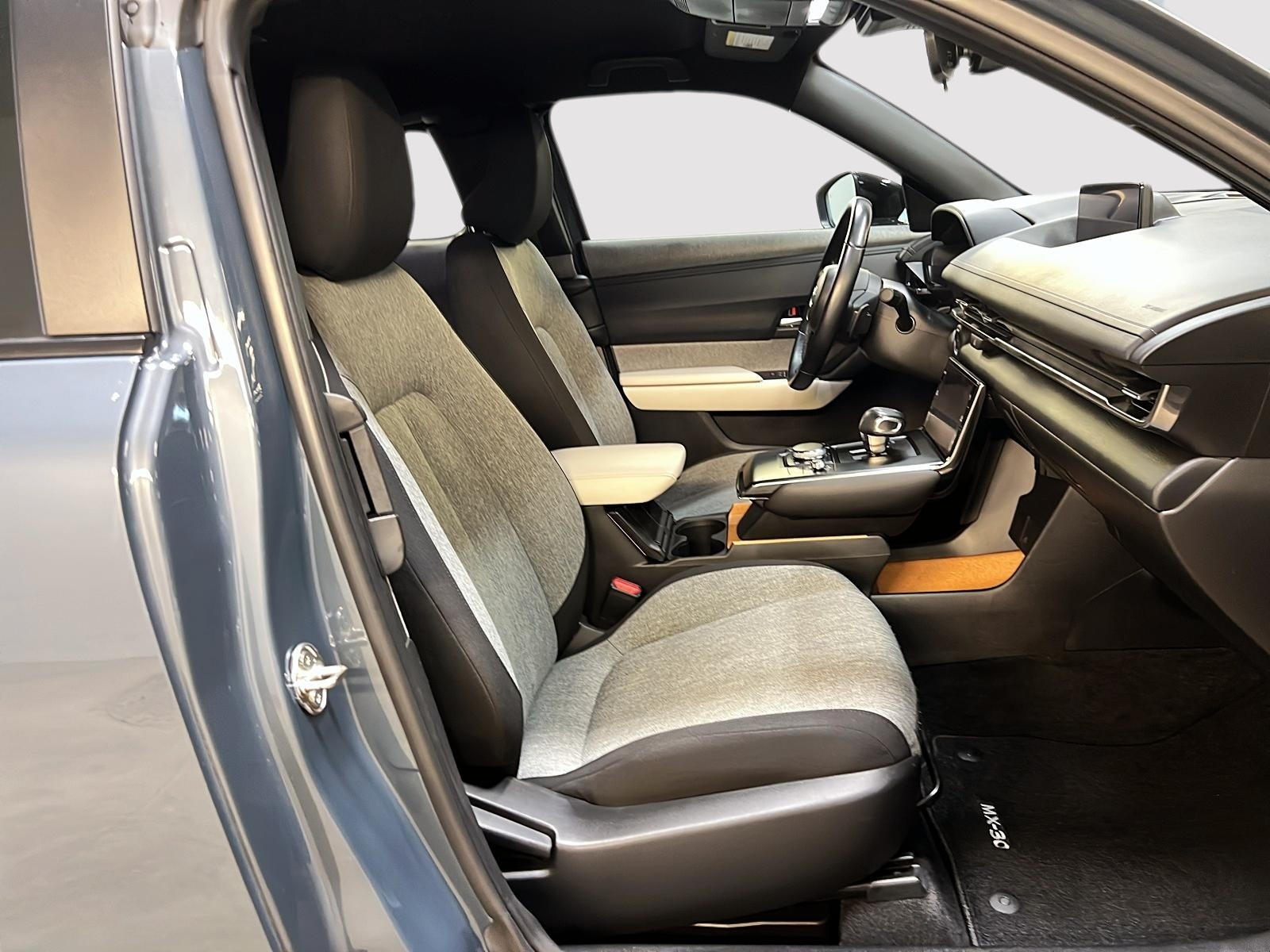 Mazda MX-30 GS 2022 - image #8