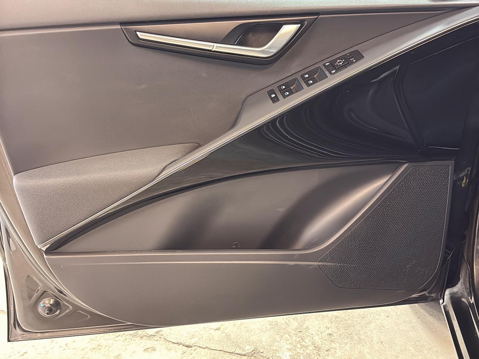 Kia NIRO EV WIND + NAV 2024 - image #25