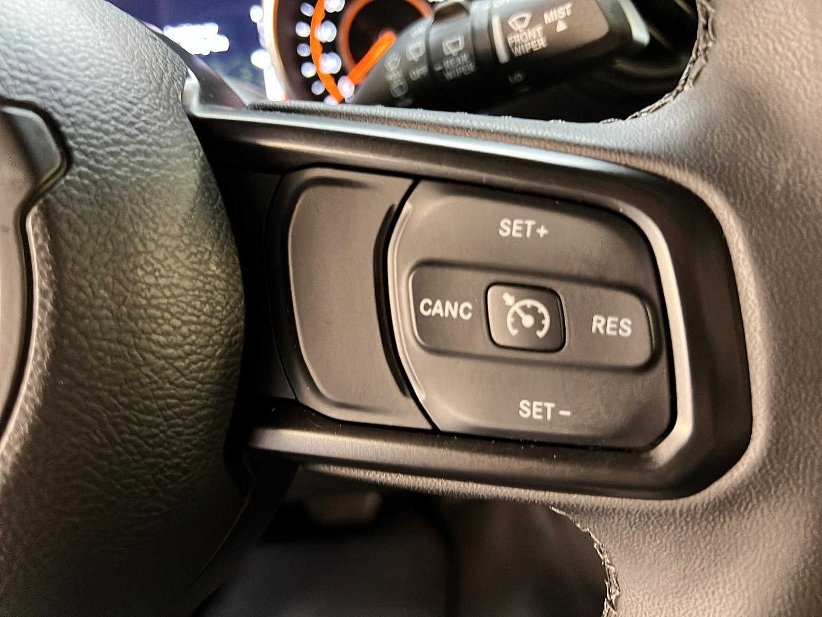 Jeep Wrangler UNLIMITED SPORT ALTITUDE NAV 4X4 2023 - image #19