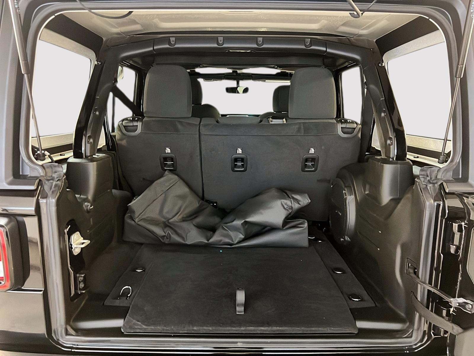 Jeep Wrangler UNLIMITED SPORT ALTITUDE NAV 4X4 2023 - image #12