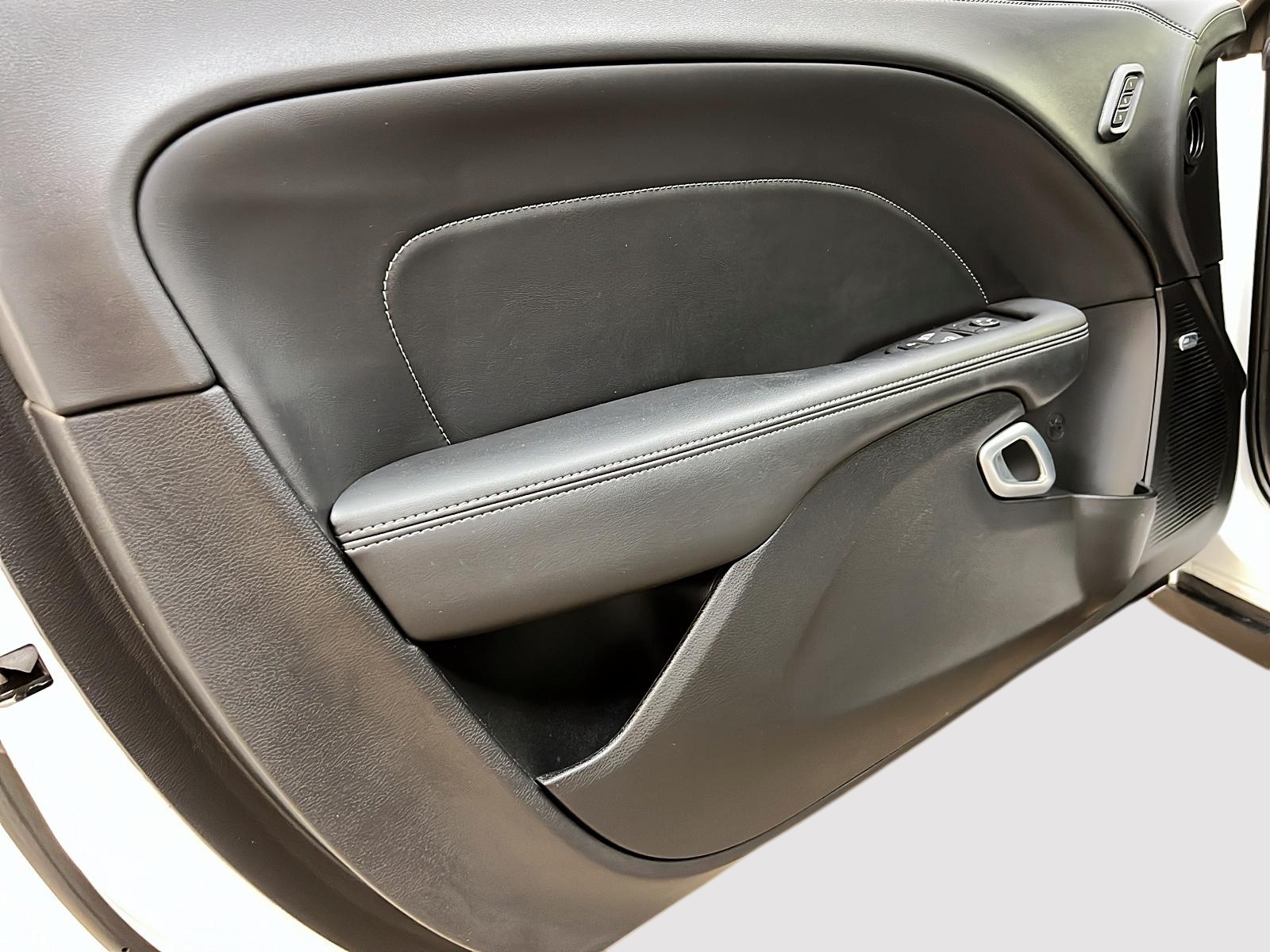 Dodge Challenger R/T PLUS BLACKTOP 5.7L TOIT 2023 - image #21