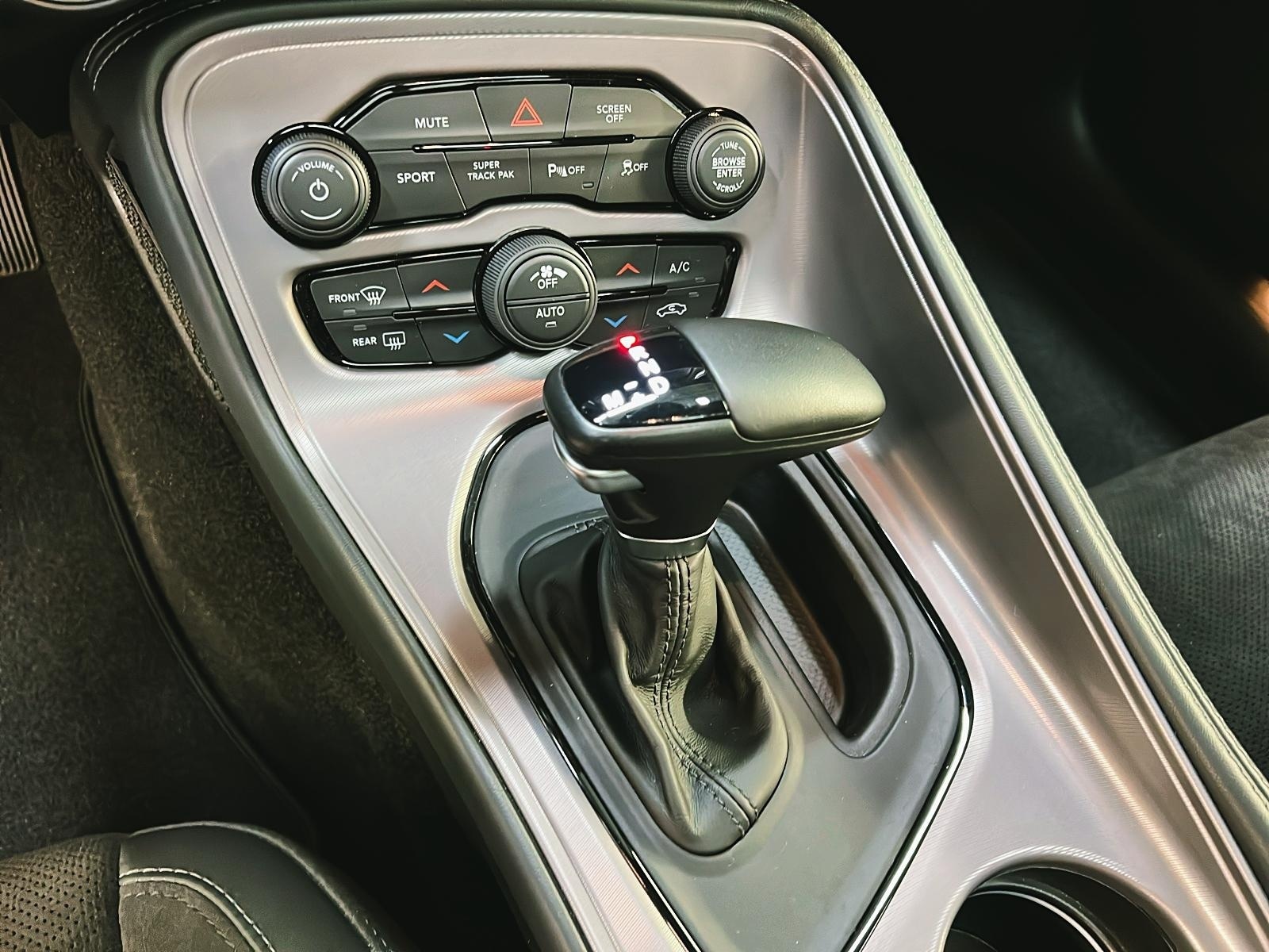 Dodge Challenger R/T PLUS BLACKTOP 5.7L TOIT 2023 - image #13