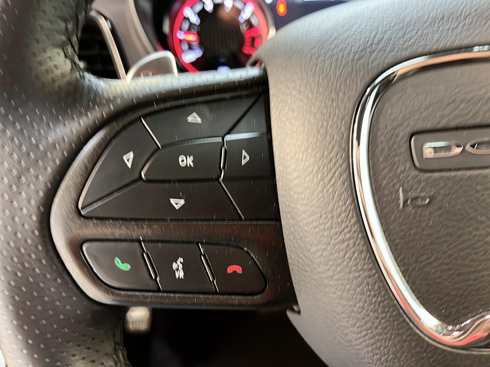 Dodge Challenger R/T PLUS BLACKTOP 5.7L TOIT 2023 - image #18