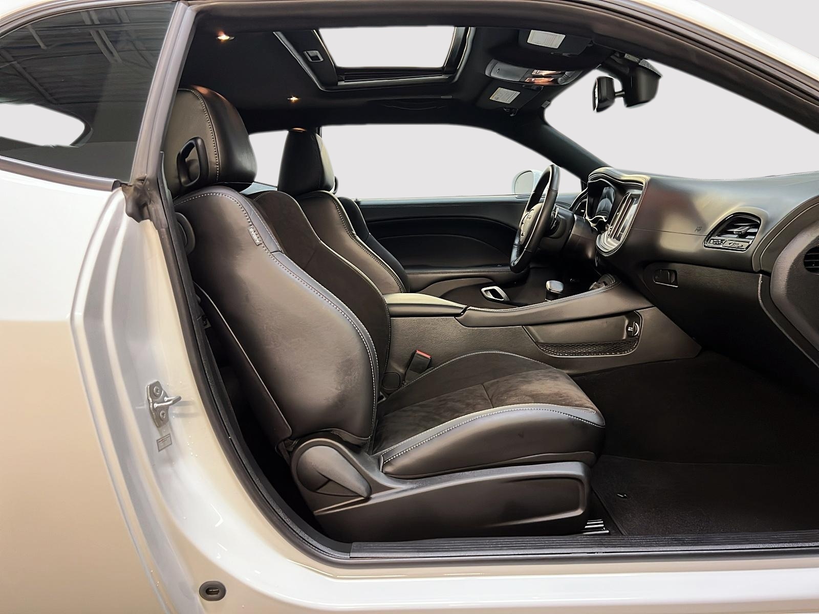 Dodge Challenger R/T PLUS BLACKTOP 5.7L TOIT 2023 - image #8