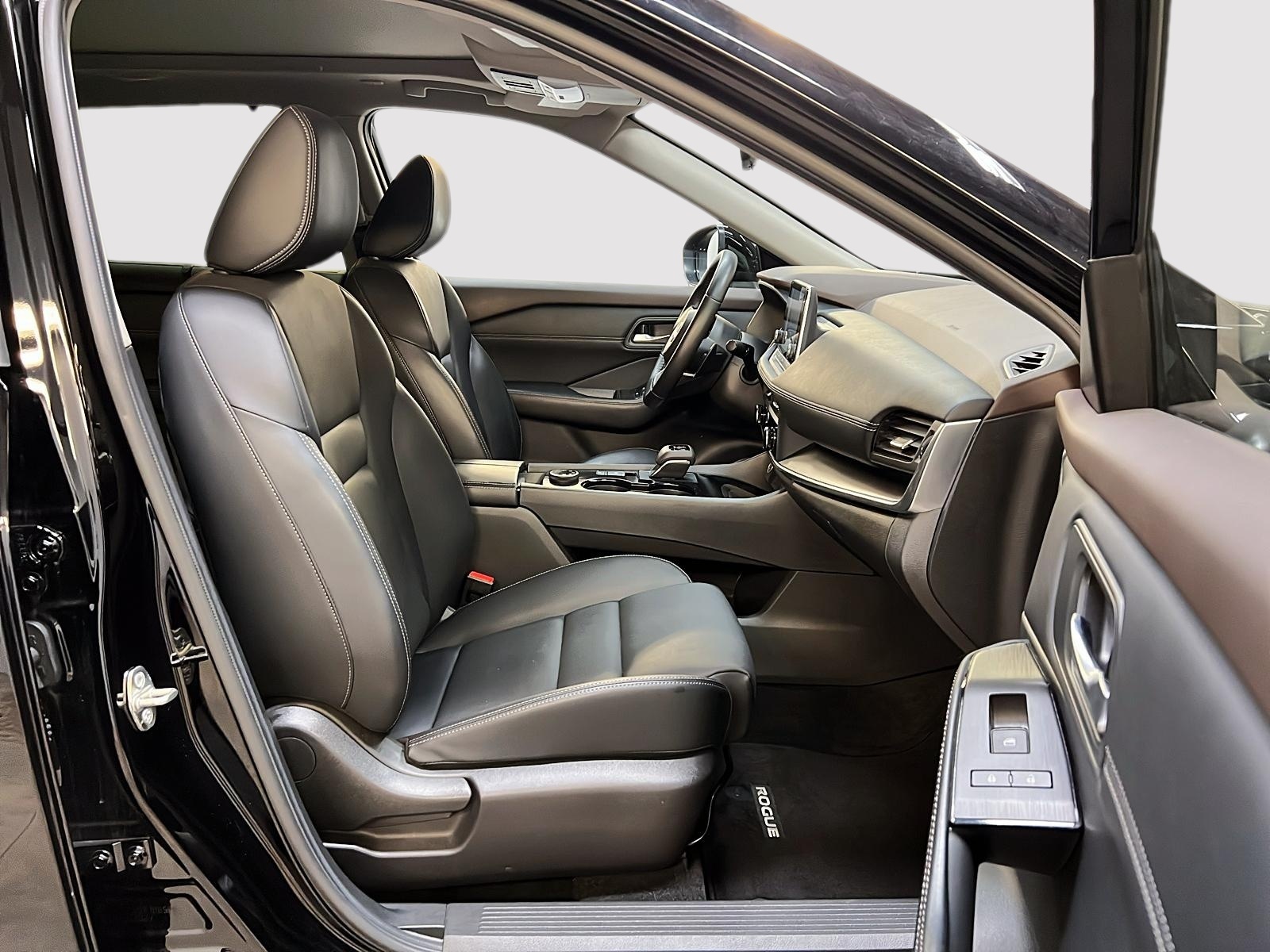 Nissan Rogue 2023 - Image #8
