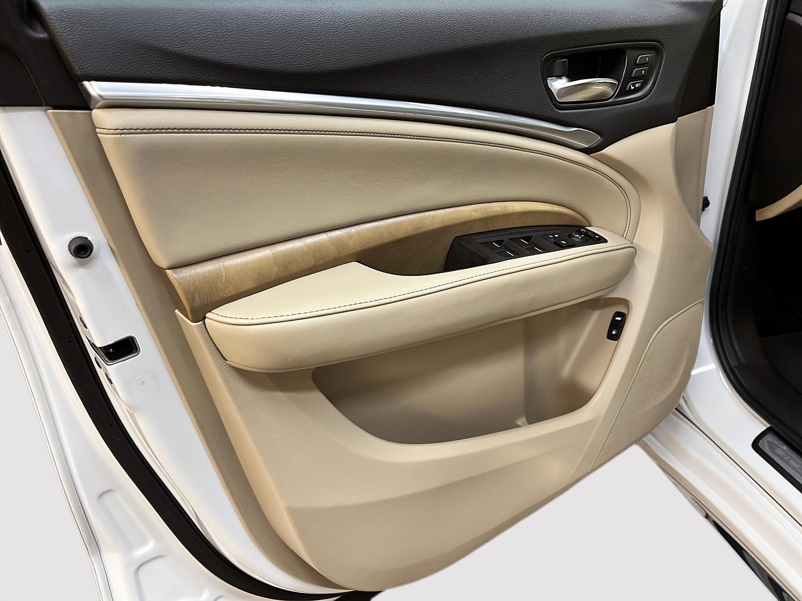 Acura MDX 2020 - Image #28