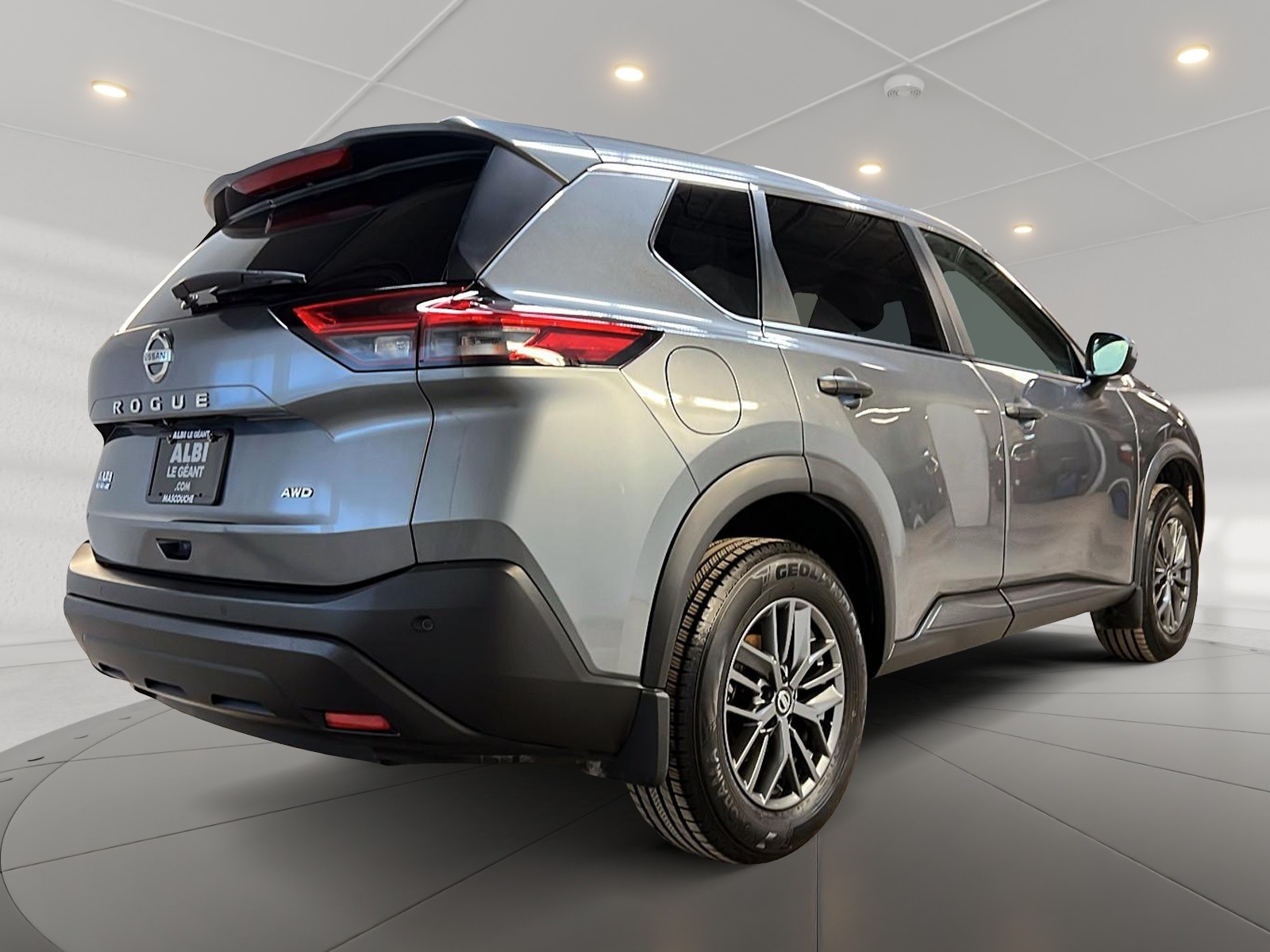 Nissan Rogue S 4RM 2021 - image #4