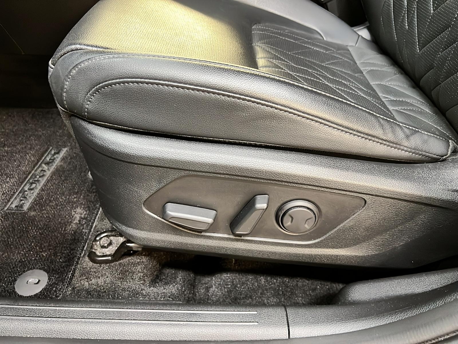 Kia Sportage X-LINE CUIR 4RM 2024 - image #23