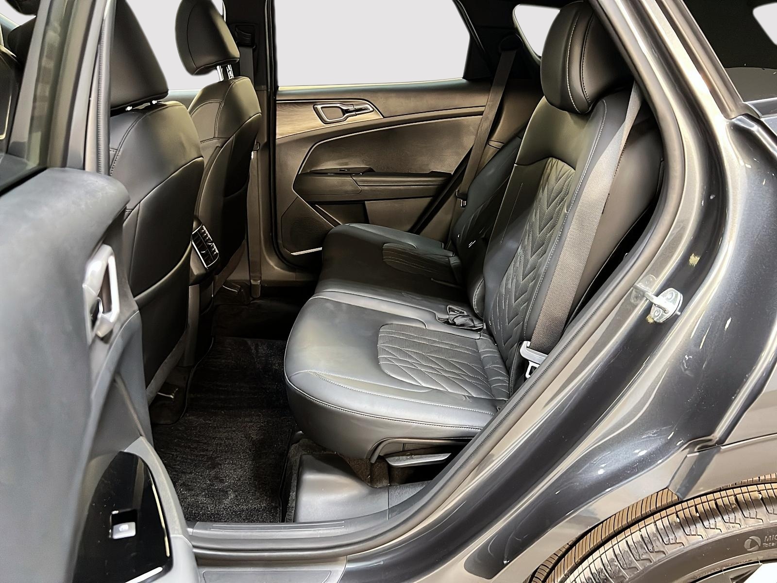 Kia Sportage X-LINE CUIR 4RM 2024 - image #9
