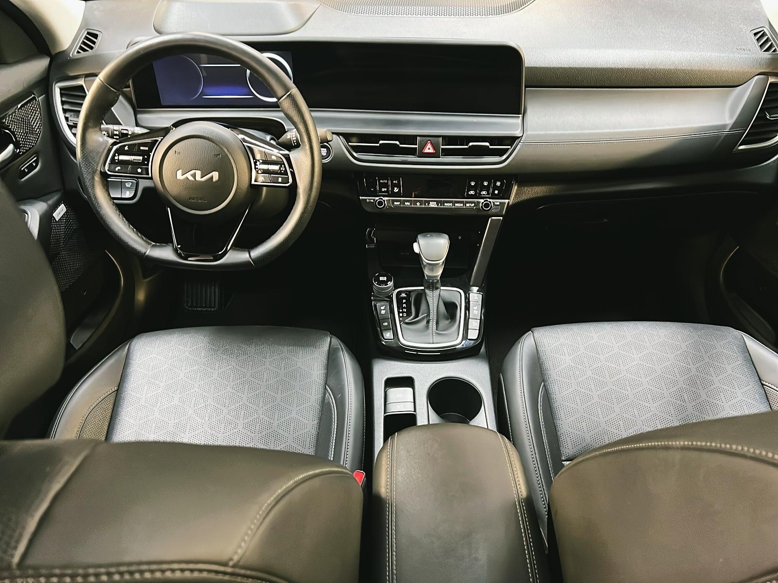 Kia SELTOS X-LINE TURBO CUIR TOIT NAV 2024 - image #11