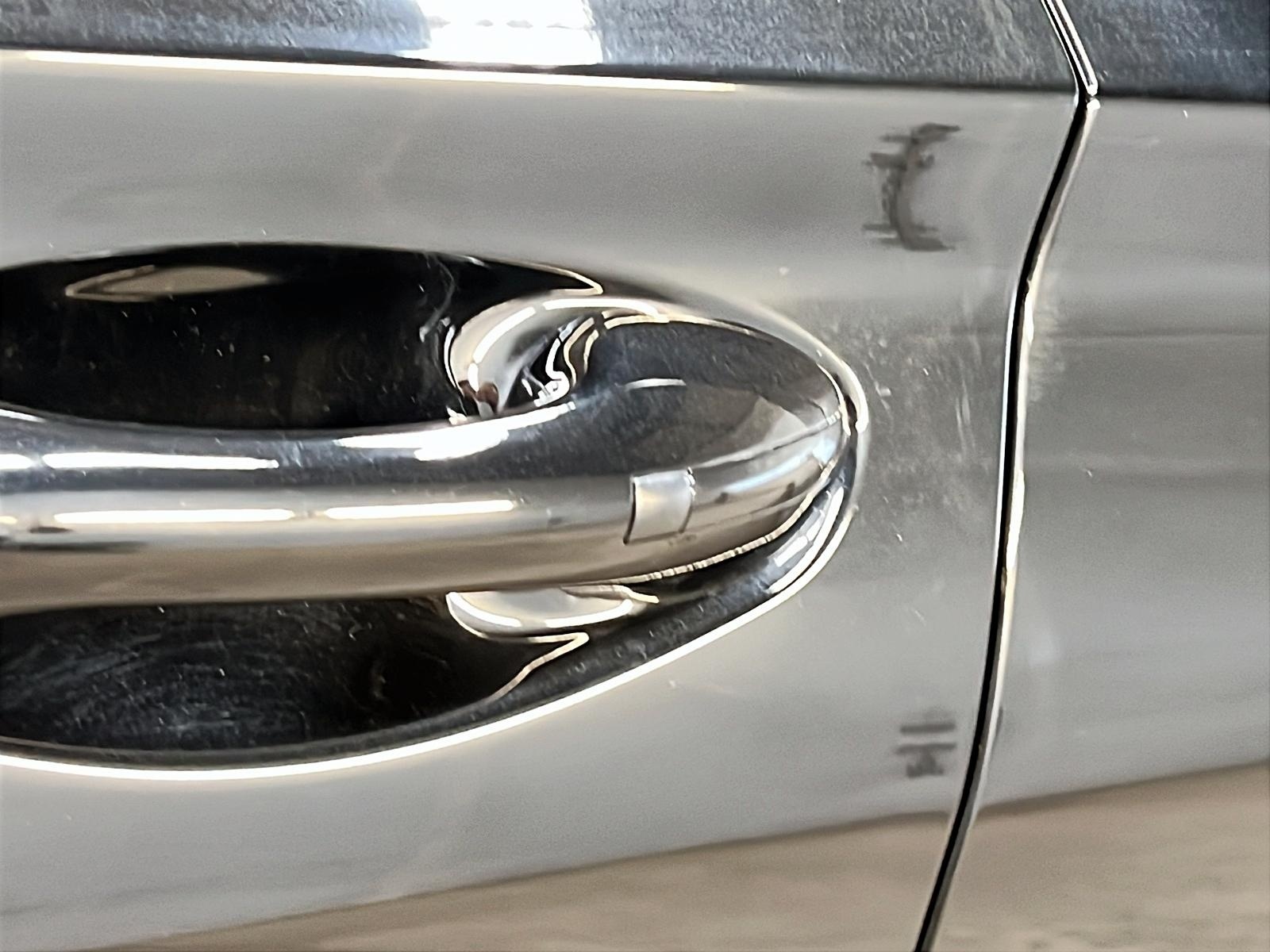 Hyundai Santa Fe URBAN CUIR NAV 4RM 2023 - image #24