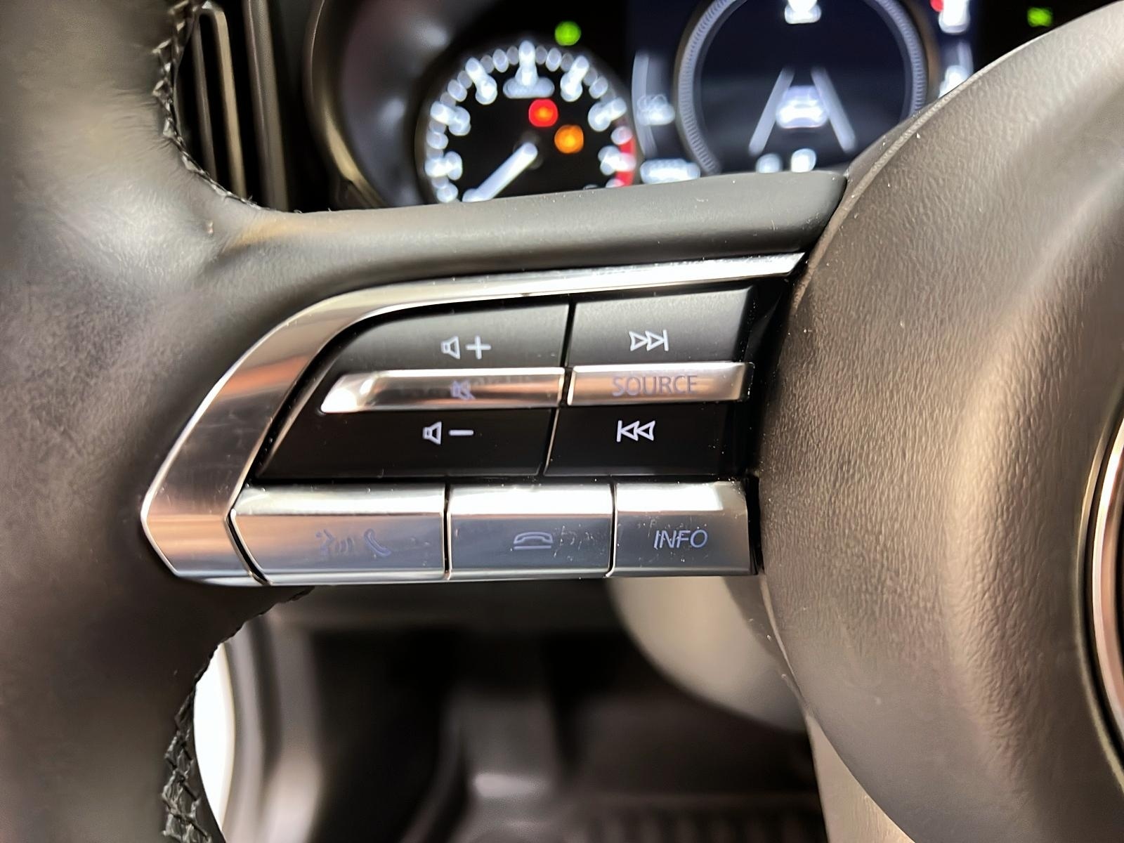 Mazda CX-50 GT CUIR TOIT PANO NAV 4RM 2025 - image #23