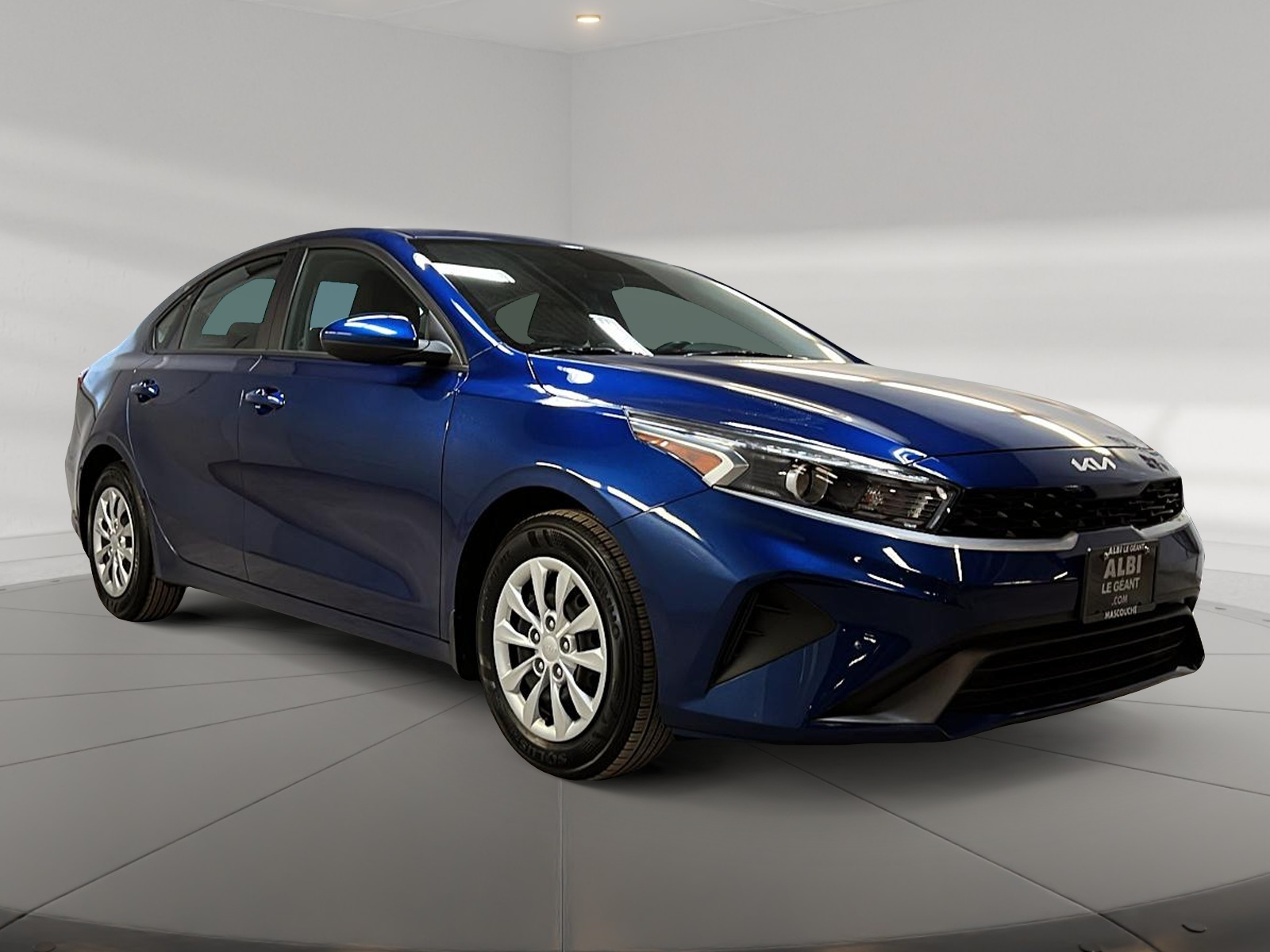 Kia Forte 2022 - Image #3