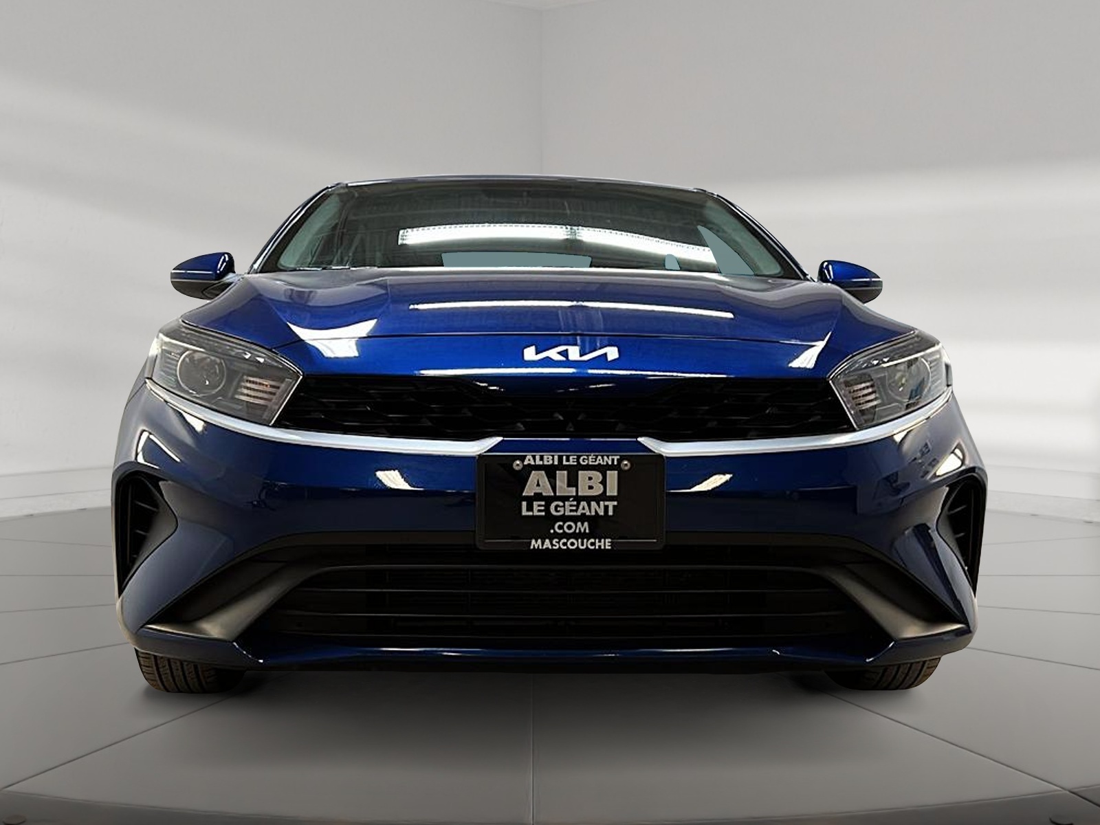 Kia Forte 2022 - Image #2