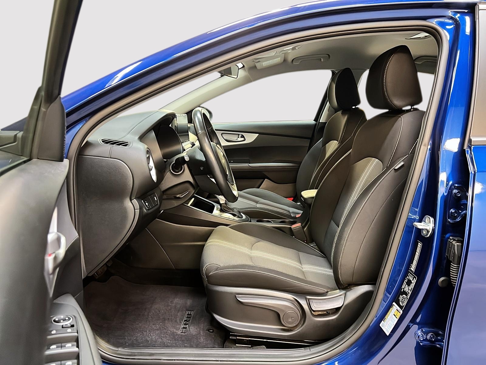 Kia Forte 2022 - Image #7