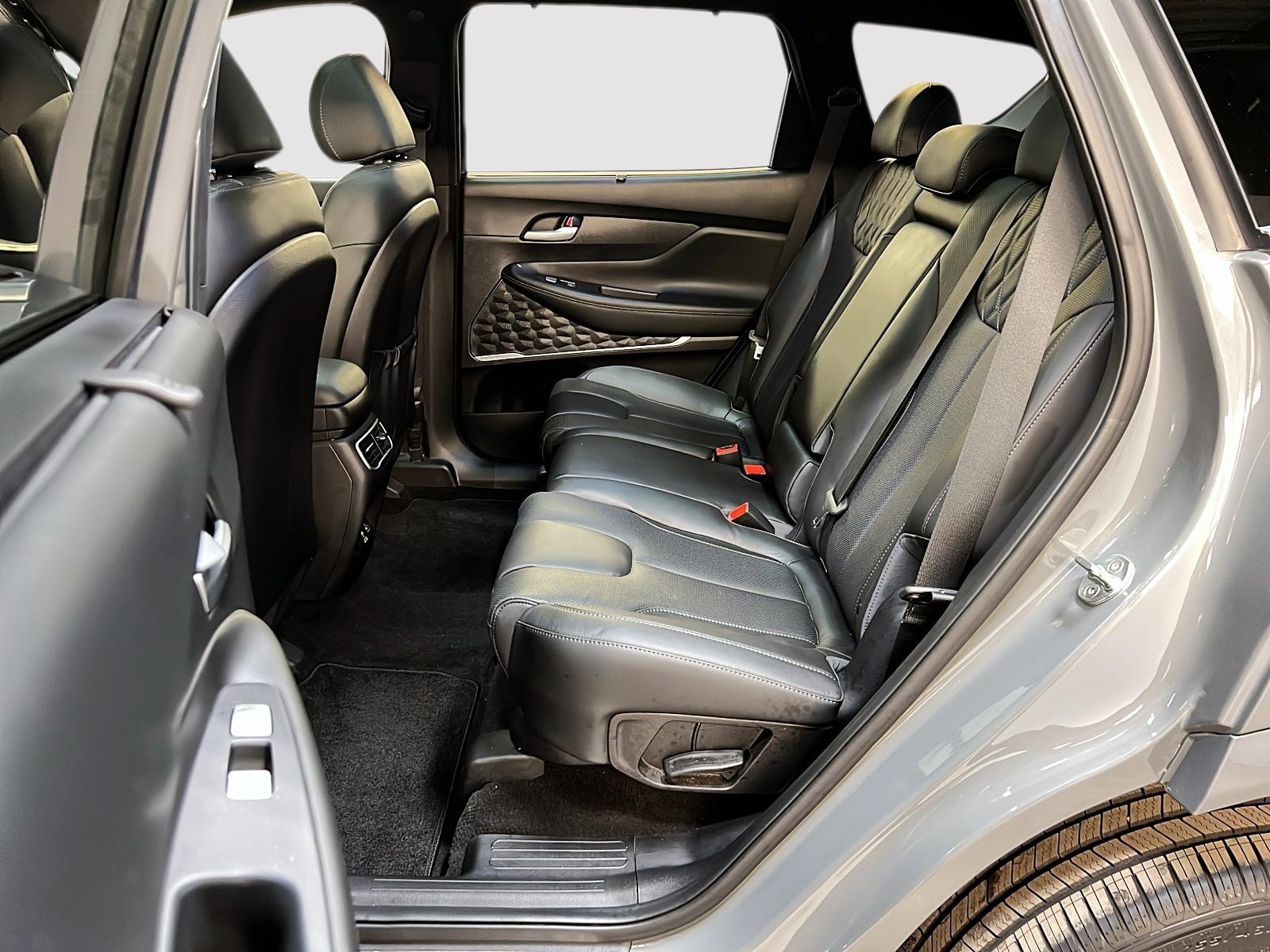 Hyundai Santa Fe ULTIMATE CALLIGRAPHY CUIR TOIT PANO NAV 4RM 2022 - image #9