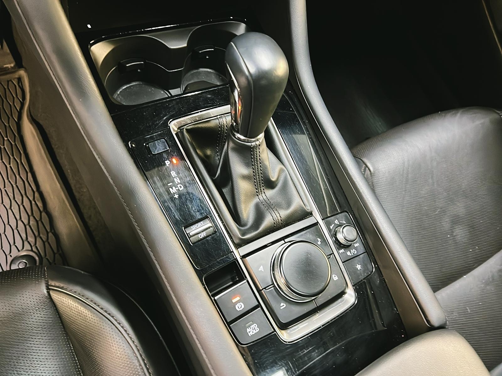 Mazda Mazda3 GT TURBO CUIR TOIT NAV 4RM 2024 - image #14