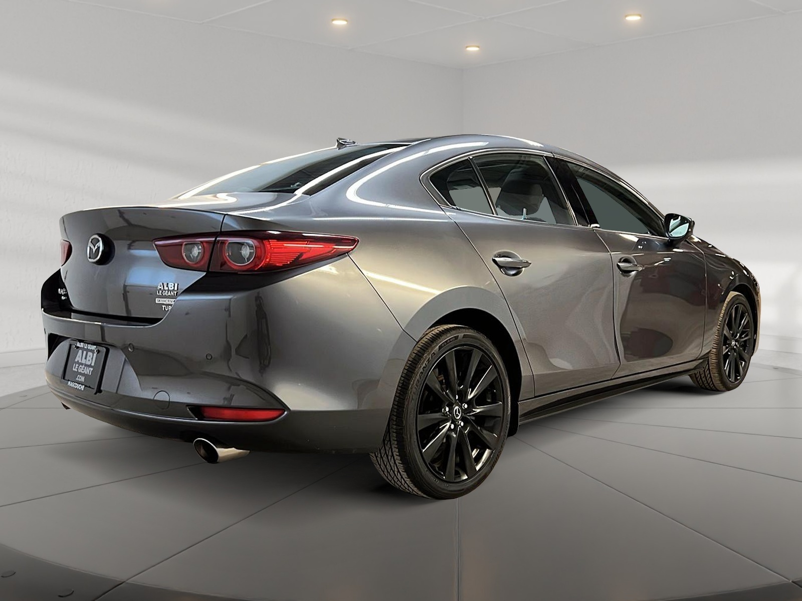 Mazda Mazda3 GT TURBO CUIR TOIT NAV 4RM 2024 - image #4