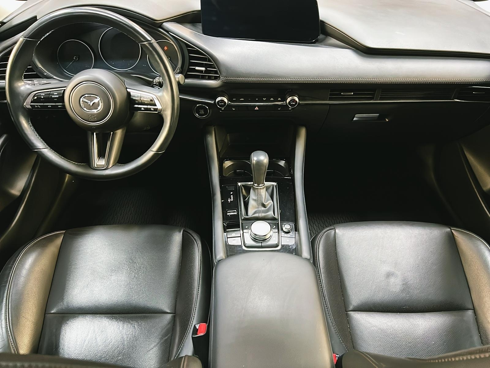 Mazda Mazda3 GT TURBO CUIR TOIT NAV 4RM 2024 - image #11