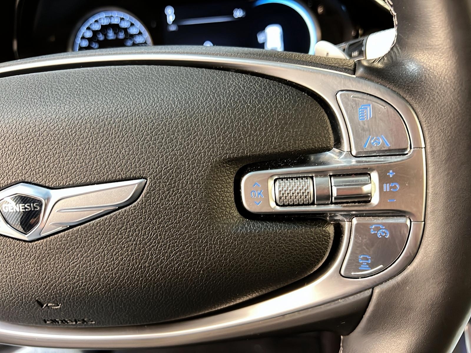 Genesis GV70 2023 - Image #22