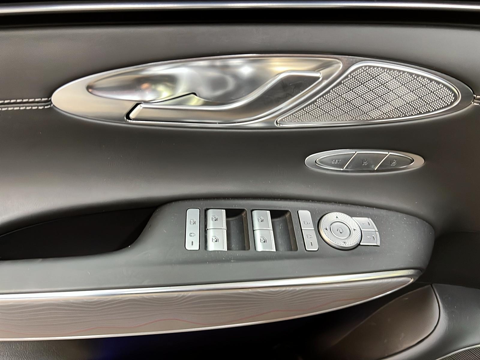Genesis GV70 ADVANCED 2.5T CUIR TOIT NAV 4RM 2023 - image #25