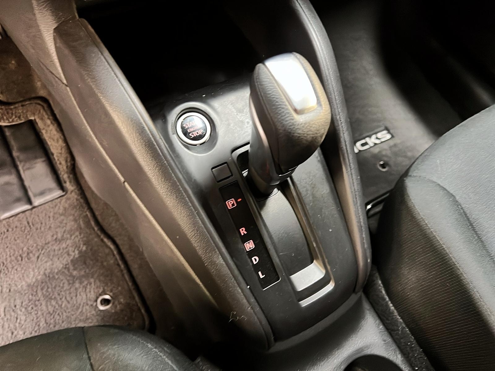 Nissan Kicks S 2023 - image #13