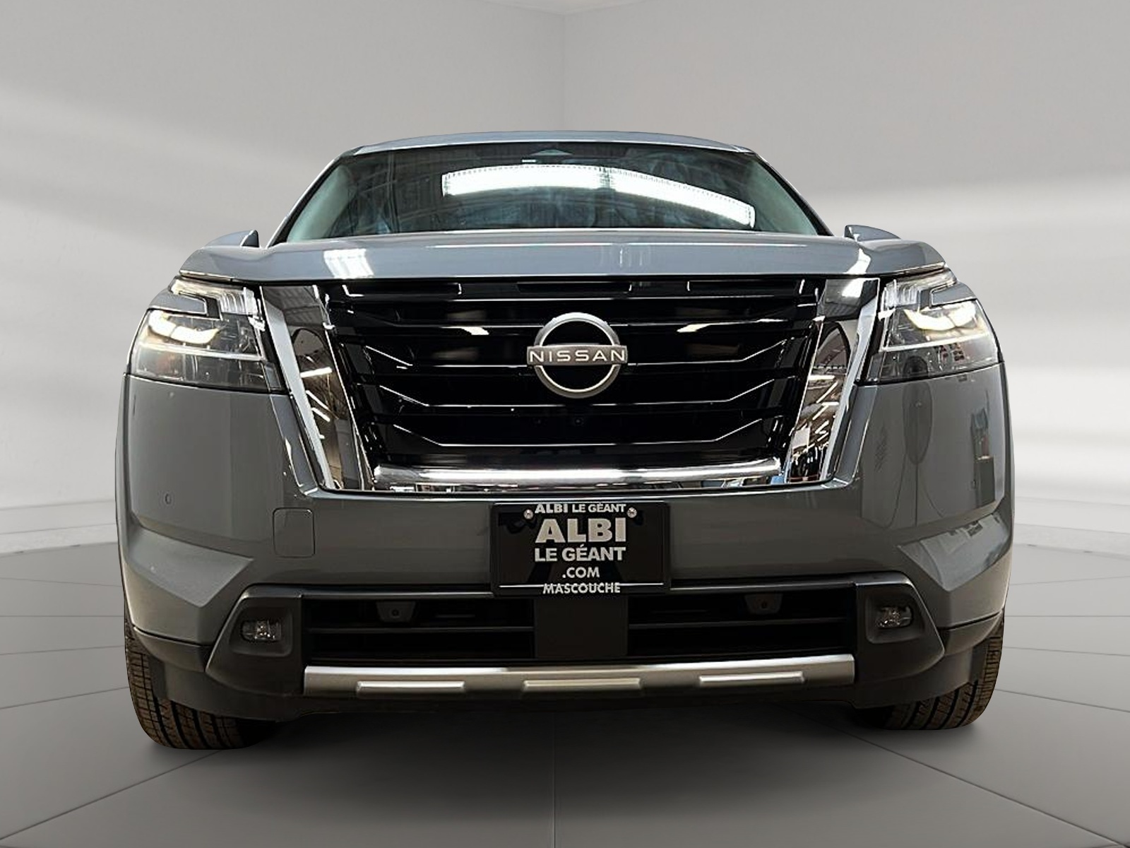 Nissan Pathfinder 2024 - Image #2