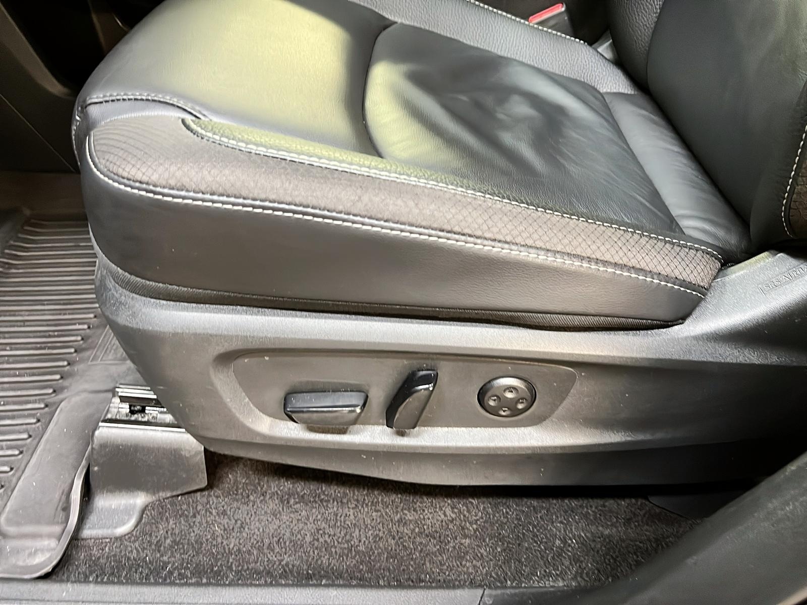 Nissan Pathfinder SL PREMIUM CUIR TOIT PANO NAV 4RM 2024 - image #28